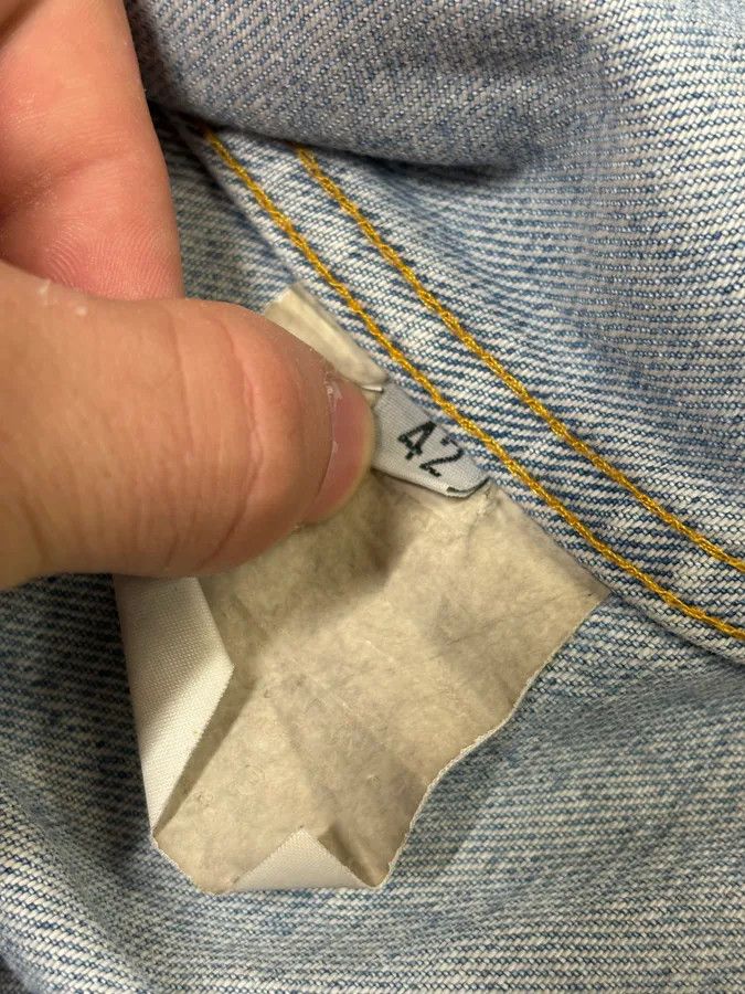 Helmut Lang 1990s Helmut Lang Blue Denim Distressed Jacket Size S / US 4 / IT 40 - 11 Thumbnail