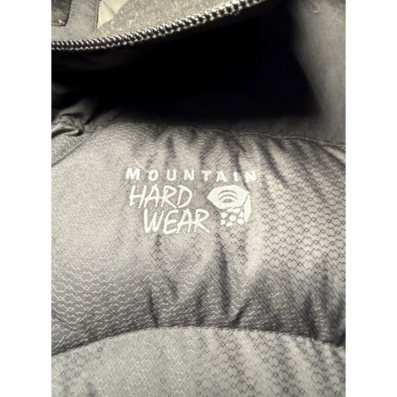 Mountain Hardwear VINTAGE Mountain Hardwear Jacket Womens L Black Puffer Down Gorpcore Coat Flaw On Right Pocket Size L / US 10 / IT 46 - 5 Thumbnail