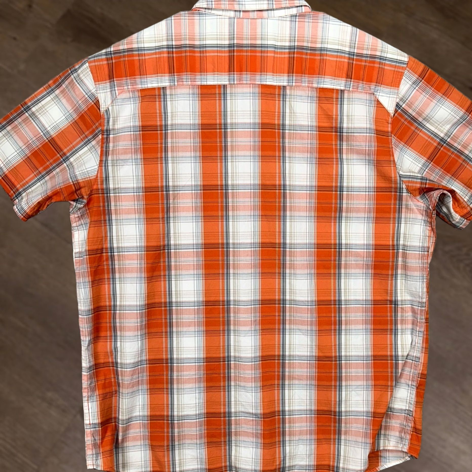 Vintage Columbia Shirt XL Men Orange Plaid Button-Up Short Sleeve Collared Pocket Breathable Preppy Outdoor Vintage: No Size US XL / EU 56 / 4 - 1 Thumbnail