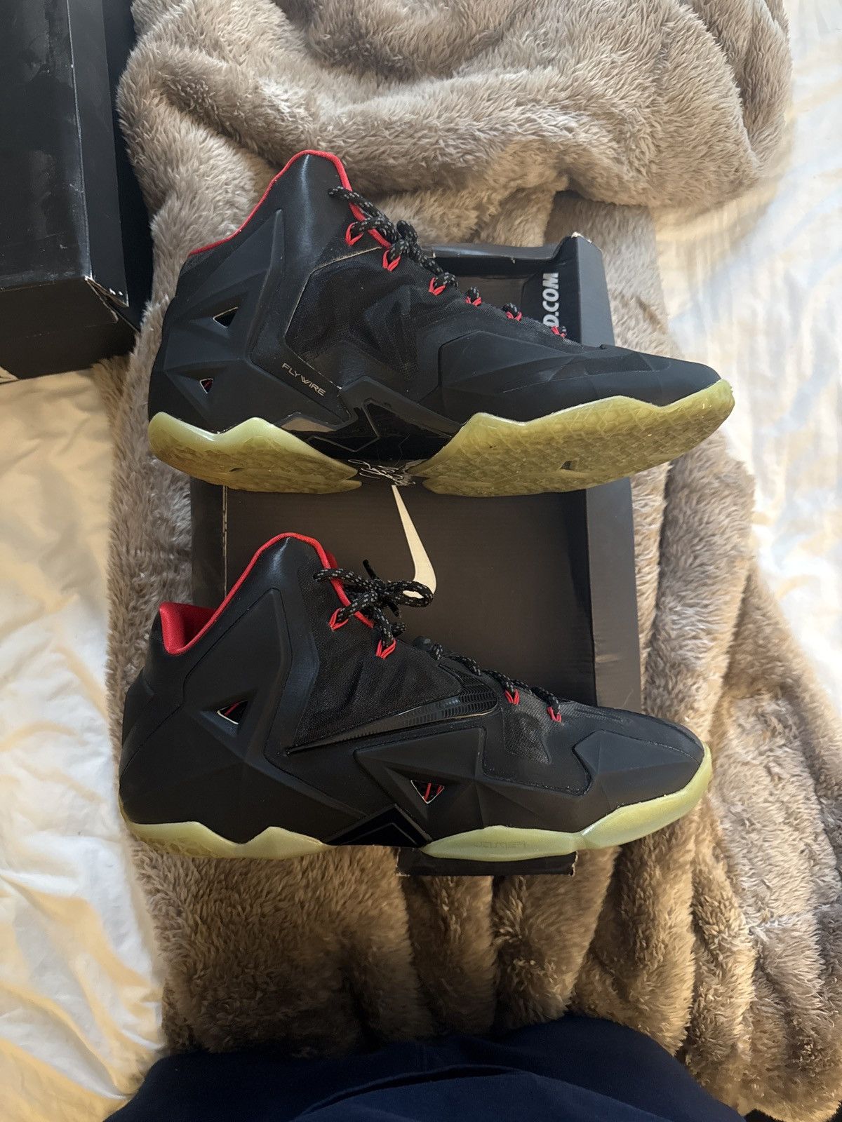 Nike Lebron 11 “yeezy” custom made Size US 12 / EU 45 - 2 Thumbnail