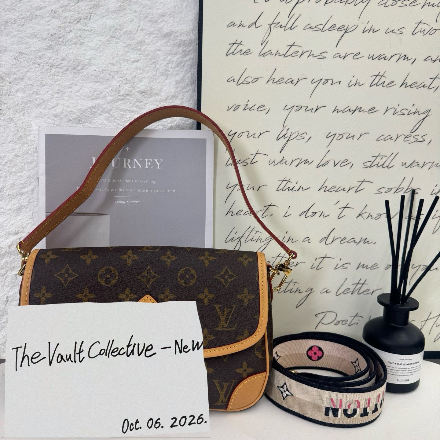 Louis Vuitton LOUIS VUITTON DIANE brown coated canvas monogram crossbody bag gold hardware Size ONE SIZE - 1 Thumbnail