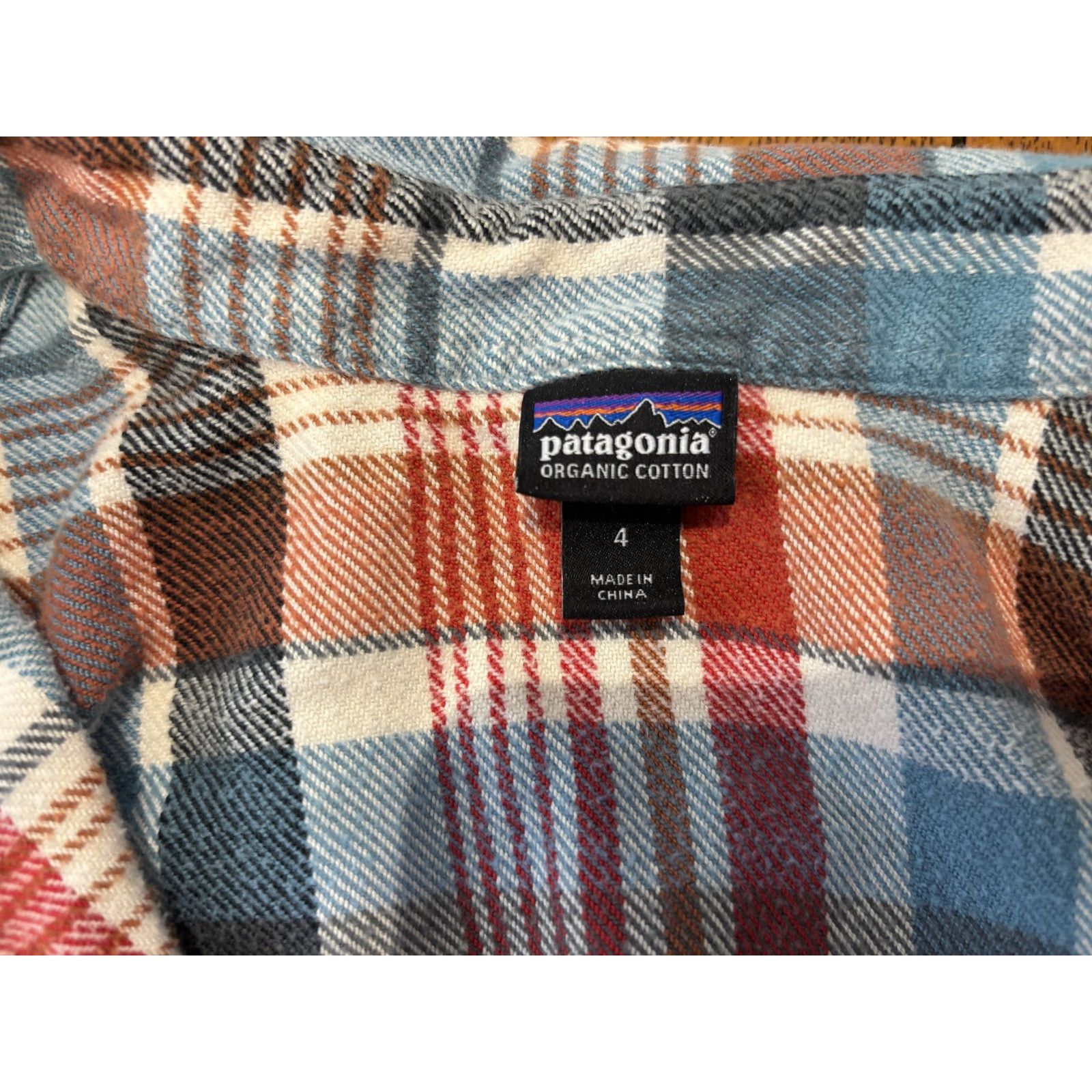 Patagonia Patagonia Fjord Flannel Shirt Womens 4 Organic Cotton Plaid Size S / US 4 / IT 40 - 2 Thumbnail