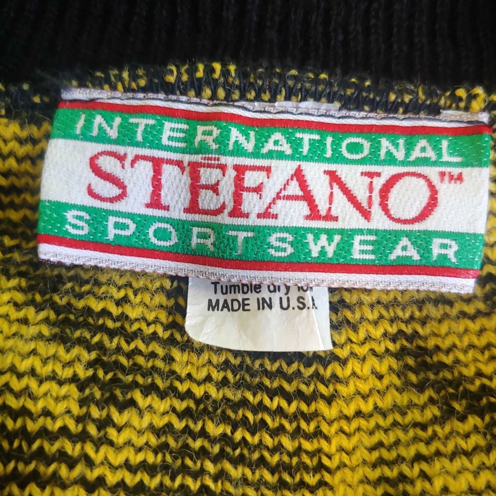 Vintage VINTAGE Stefano Sweater Large V-Neck Retro Paisley Black Yellow Women's 80s Chic Pullover Knit Long Sleeve - 1980s Vintage 1980s Size L / US 10 / IT 46 - 3 Thumbnail