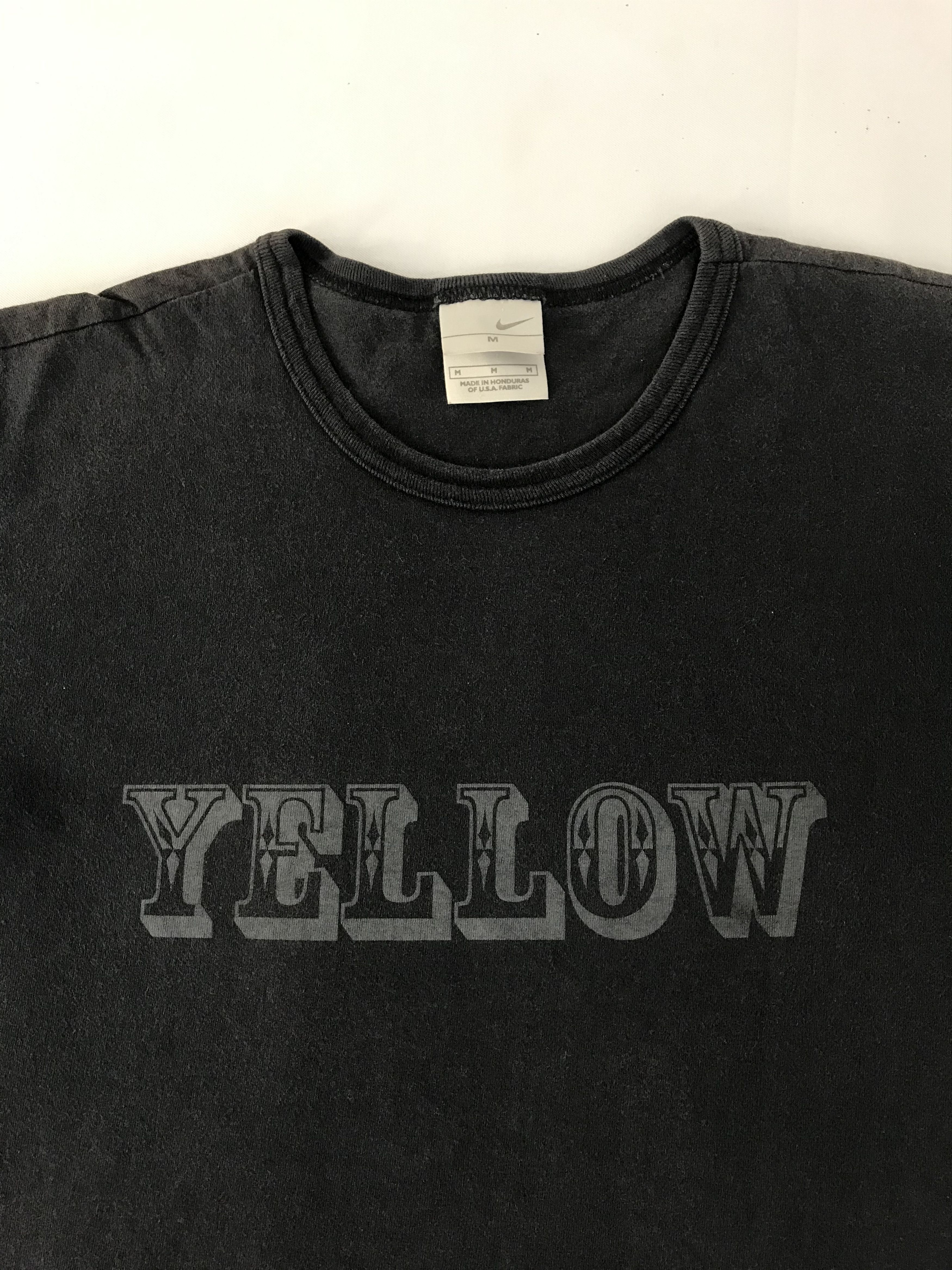 Nike Nike Athletic Yellow Spell Out Printed Tee T-shirt Size US M / EU 48-50 / 2 - 3 Thumbnail