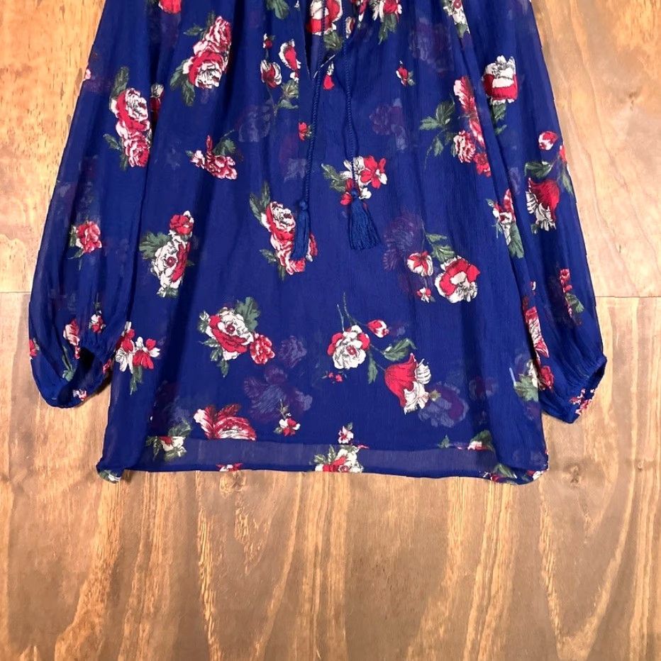 Lucky Brand Lucky Brand Womens Blouse Blue Floral Sheer V-Neck Front Tie Long Sleeve Medium Shirt Womens Blouse Boho Floral Blue 90s? Size M / US 6-8 / IT 42-44 - 3 Thumbnail