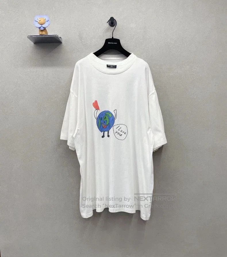 Balenciaga Balenciaga Letter Print Short Sleeve T-shirt. Size US S / EU 44-46 / 1 - 1 Thumbnail