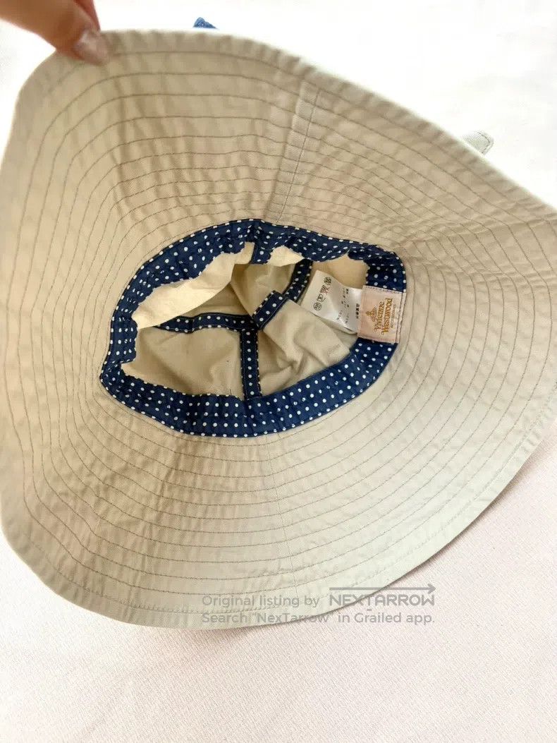Vivienne Westwood Vivienne Westwood Vintage White Butterfly Knot Saturn Embr Size ONE SIZE - 4 Thumbnail