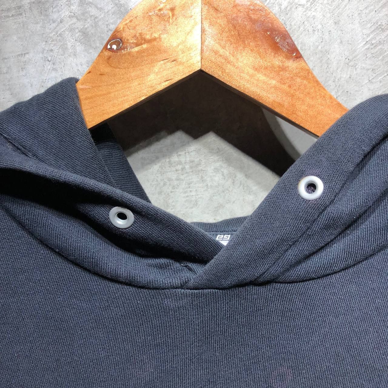 Givenchy Givenchy Distressed Logo hoodie Size US L / EU 52-54 / 3 - 3 Thumbnail