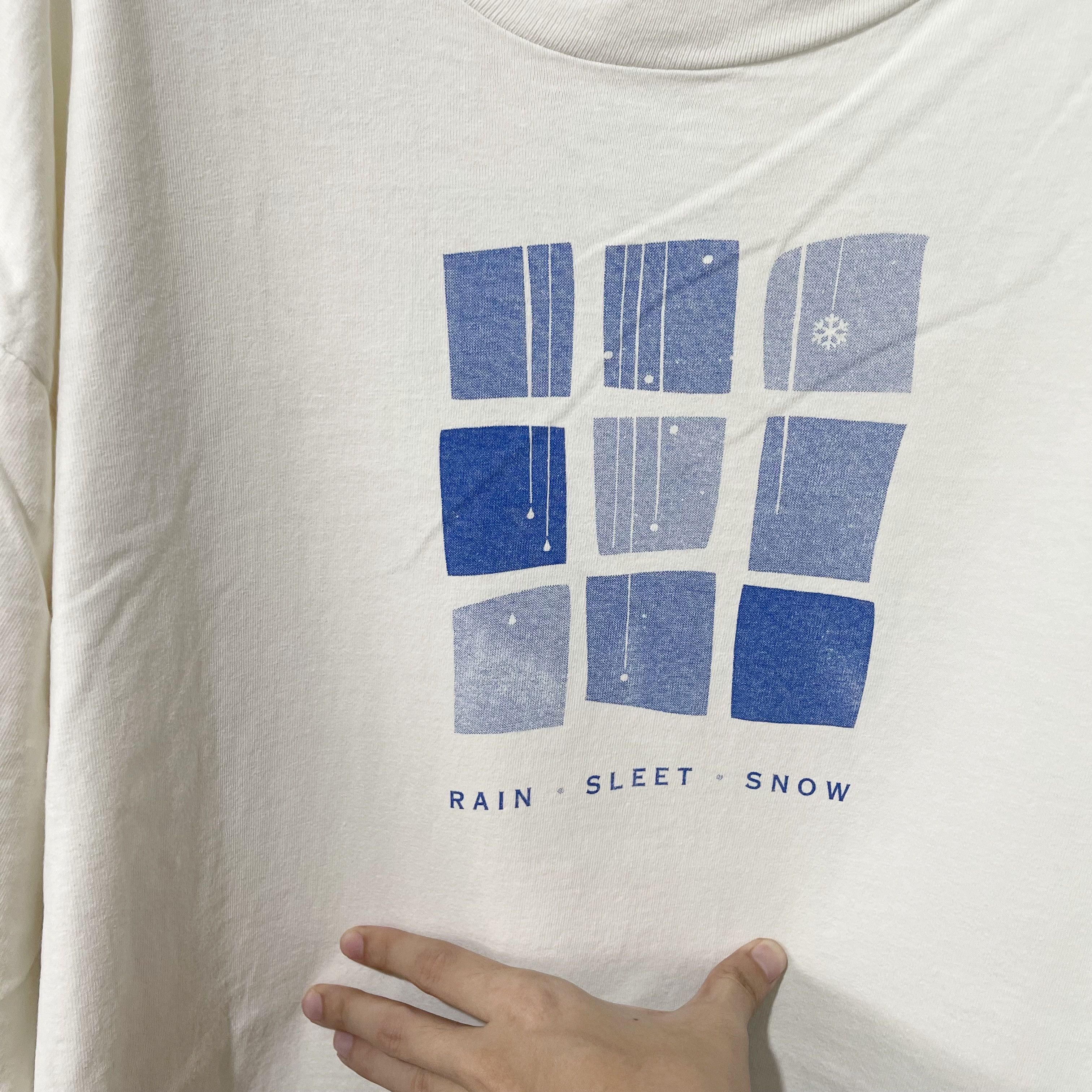 Vintage Vintage 90s Rain Sleet Snow T-Shirt Size US XL / EU 56 / 4 - 2 Thumbnail