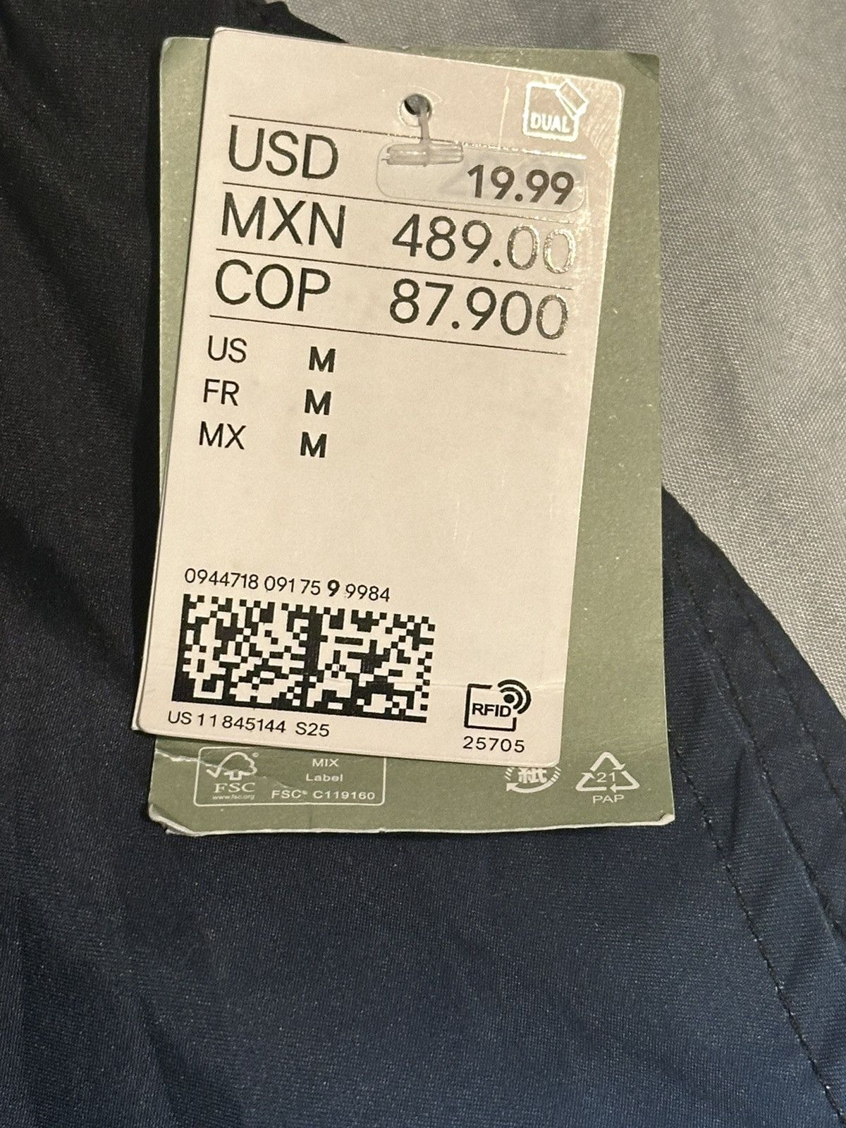 H&M New H&M swim trunks Size US 32 / EU 48 - 2 Thumbnail