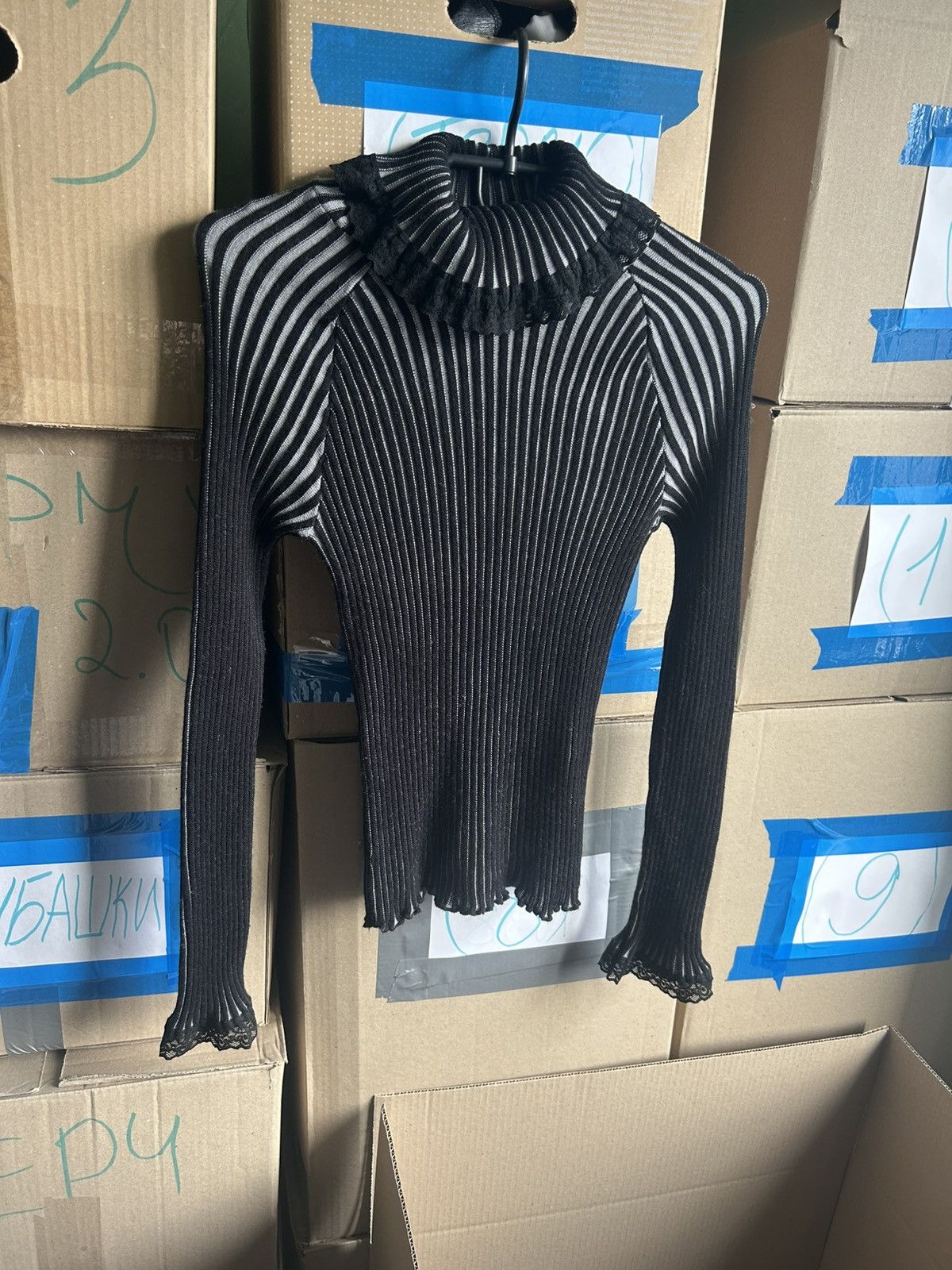 Japanese Brand Vintage Japanese Style Long Sleeve Ribbed Y2K Blouse Size 36 Size XS / US 0-2 / IT 36-38 - 1 Thumbnail
