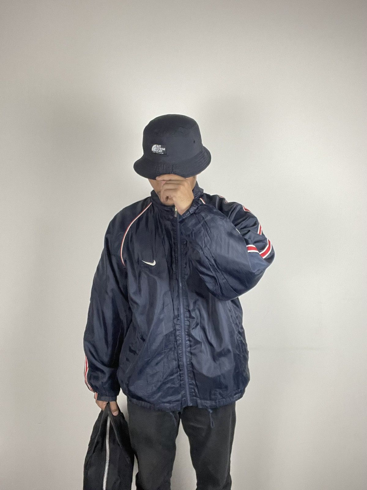 Nike × Vintage VTG nike Light Jacket Size US L / EU 52-54 / 3 - 1 Thumbnail