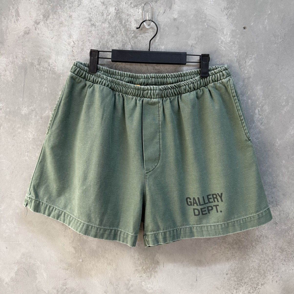 Gallery Dept. Gallery Dept. Zuma OG version Logo Shorts Size US 34 / EU 50 - 4 Thumbnail