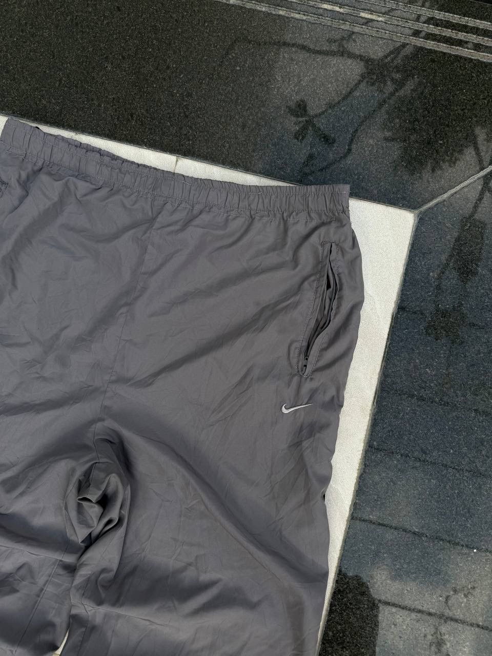Nike 90s Nike Swoosh Vintage Y2K Gorpcore Parachute Retro Pants Size US 32 / EU 48 - 4 Thumbnail