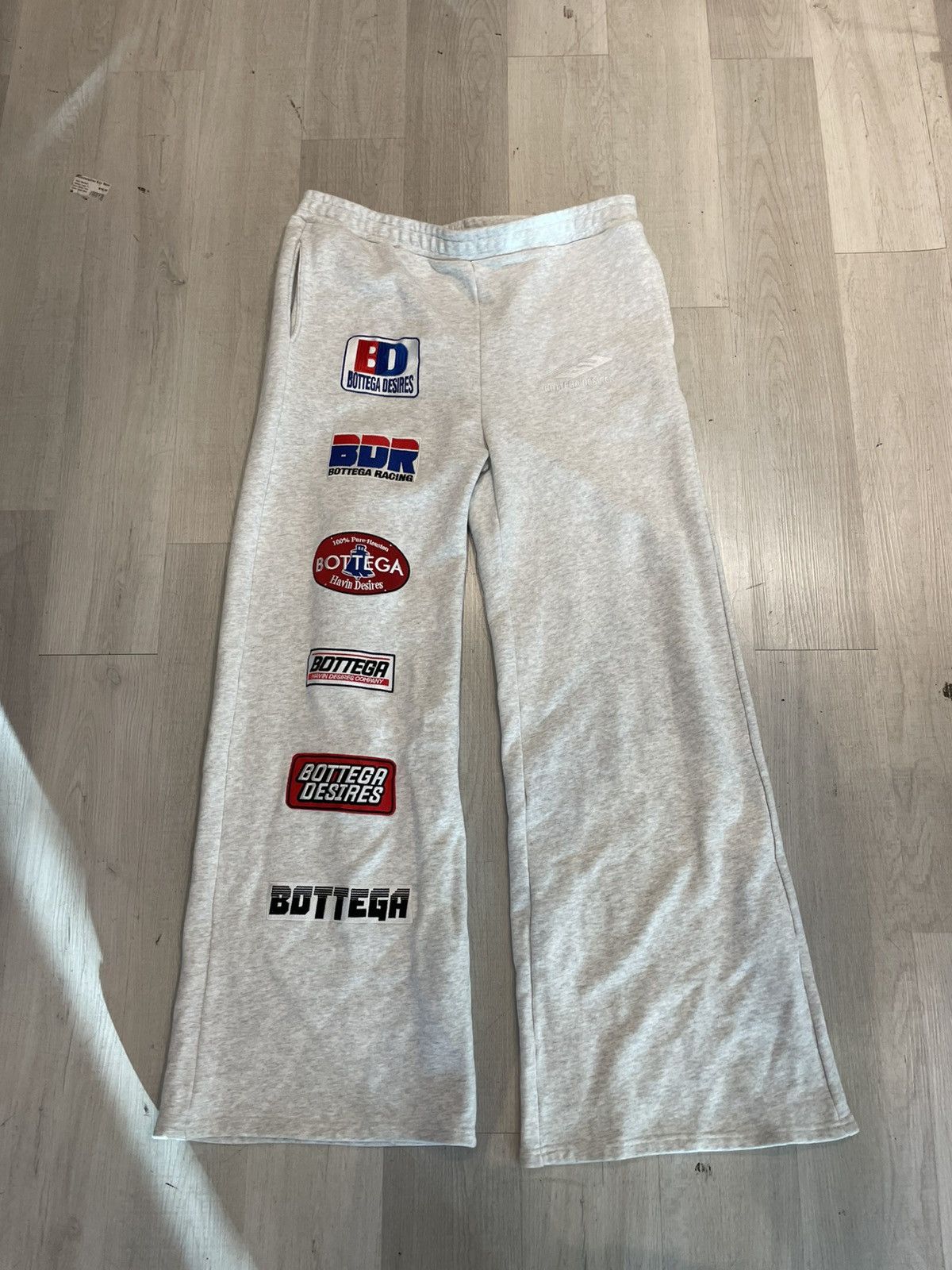 Bottega Desires Bottega Desires Patches Sweat Pant Grey XL Size US 36 / EU 52 - 1 Thumbnail