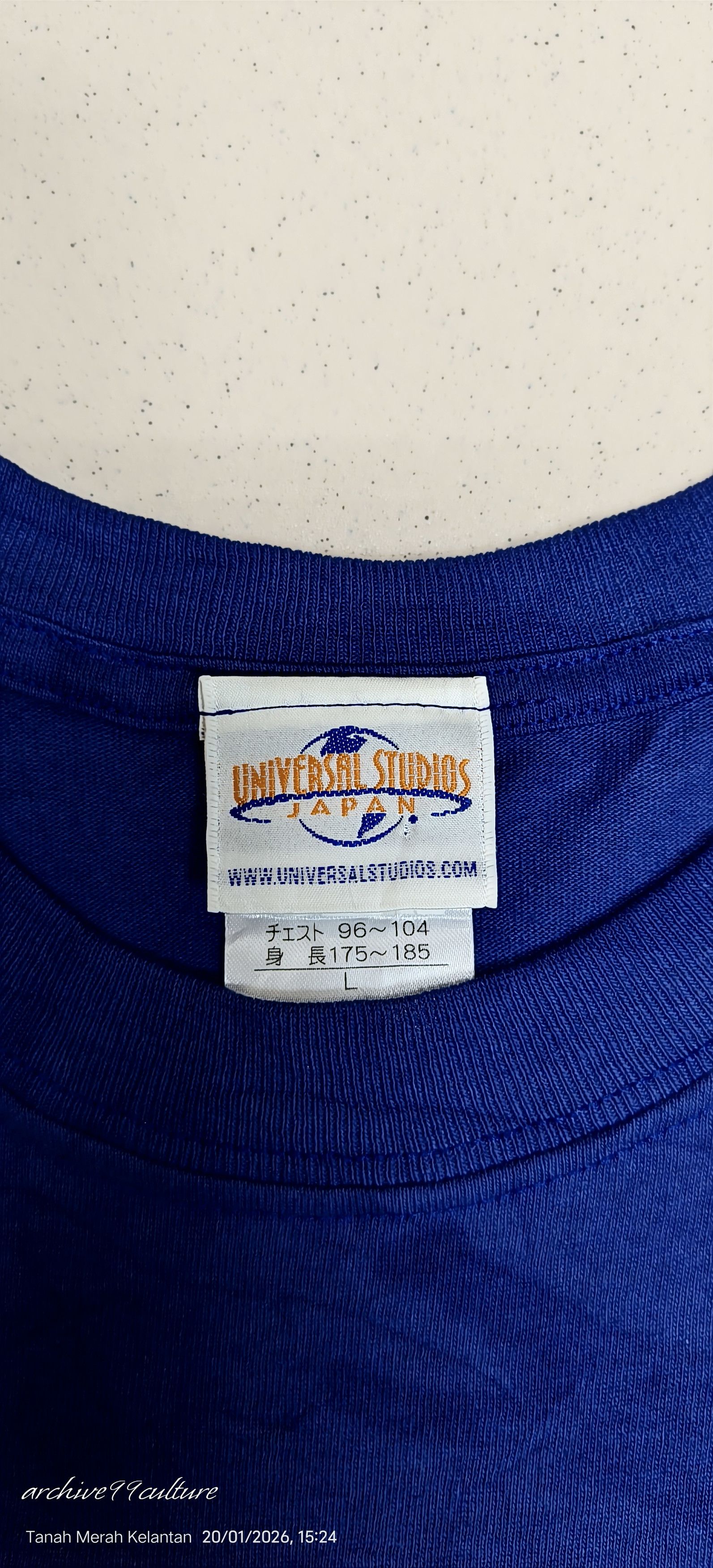 Universal Studios Vintage 2000 JAWS Movie Universal Studios Japan merch tee Size US L / EU 52-54 / 3 - 3 Thumbnail