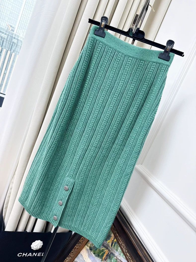 Chanel Chanel Green and silver silk cashmere knitted skirt Size 24" / US 00 / IT 34 - 2 Thumbnail