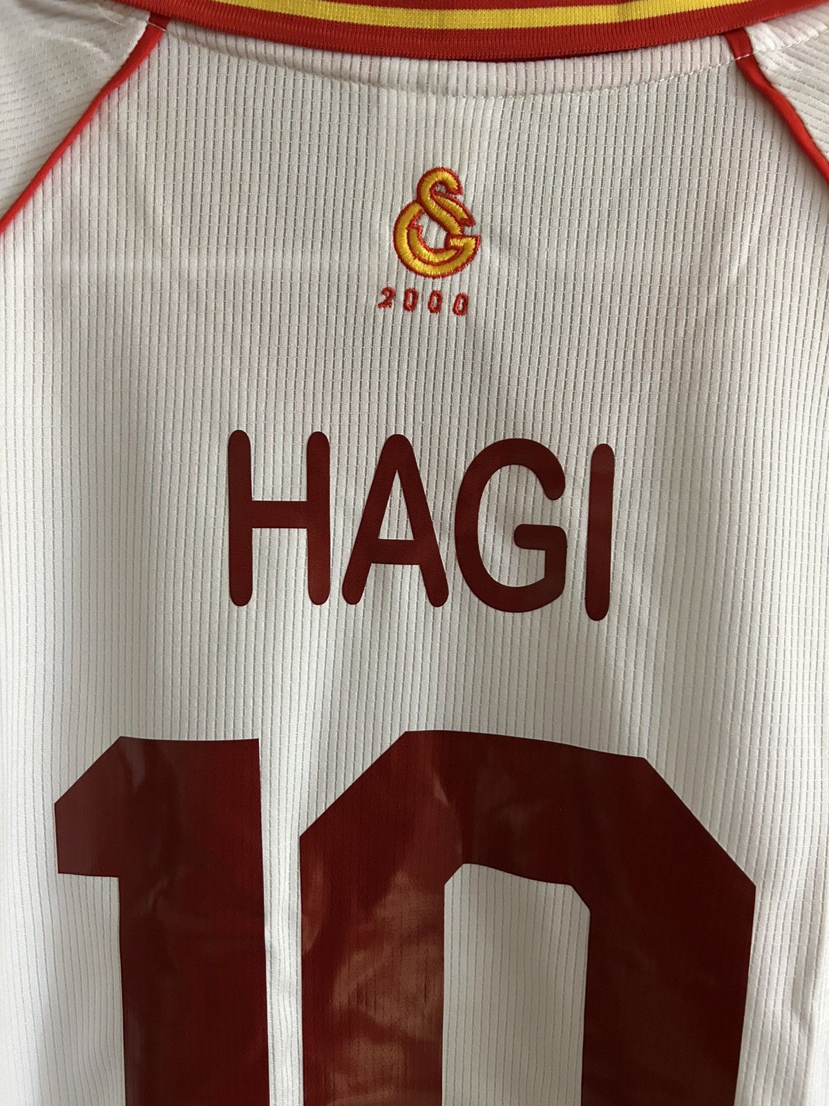 Other HAGI Galatasaray 99/00 Uefa cup long sleeve retro jersey Size US M / EU 48-50 / 2 - 5 Thumbnail