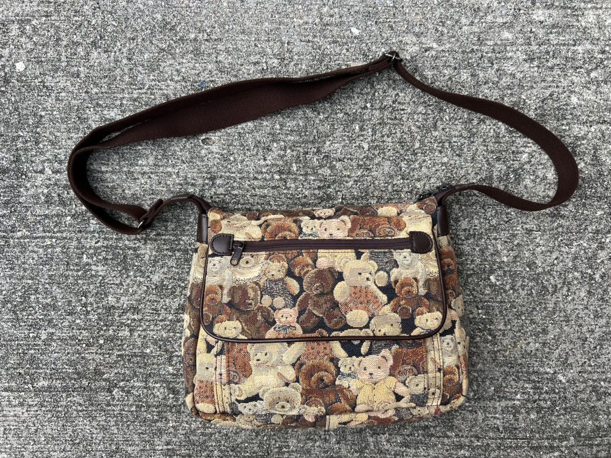 Japanese Brand Vintage Yamatoya Tokyo Ravi Ravi Jacquard Bears Sling Bag Size ONE SIZE - 6 Thumbnail