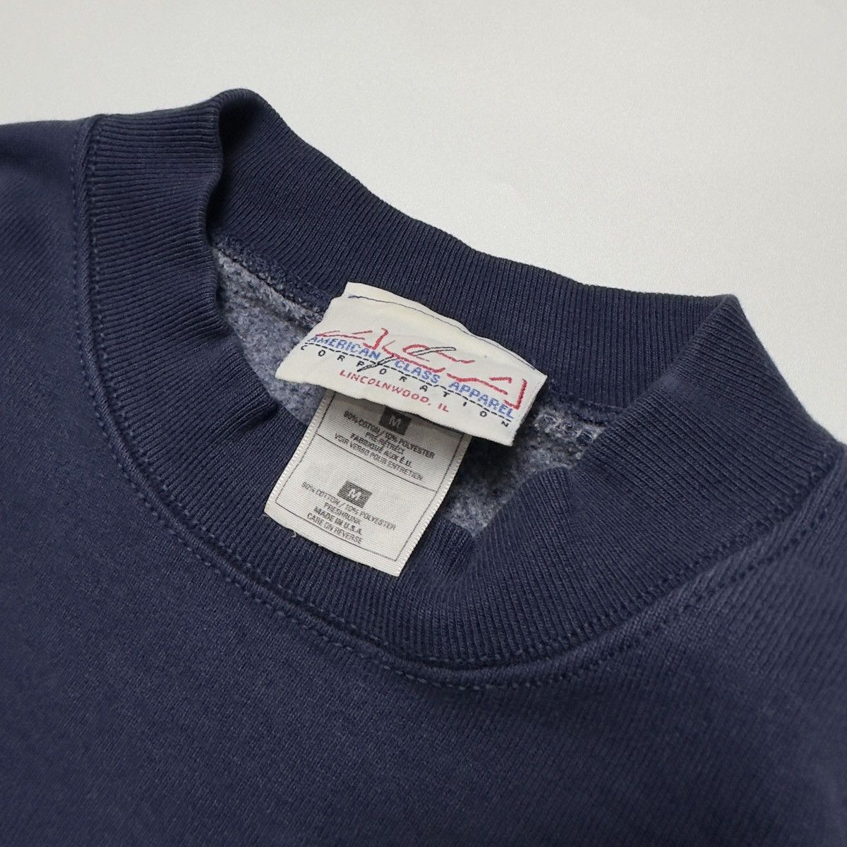 Vintage Vintage Saint Ignatius Soccer Teams Sweatshirt Size US L / EU 52-54 / 3 - 5 Thumbnail