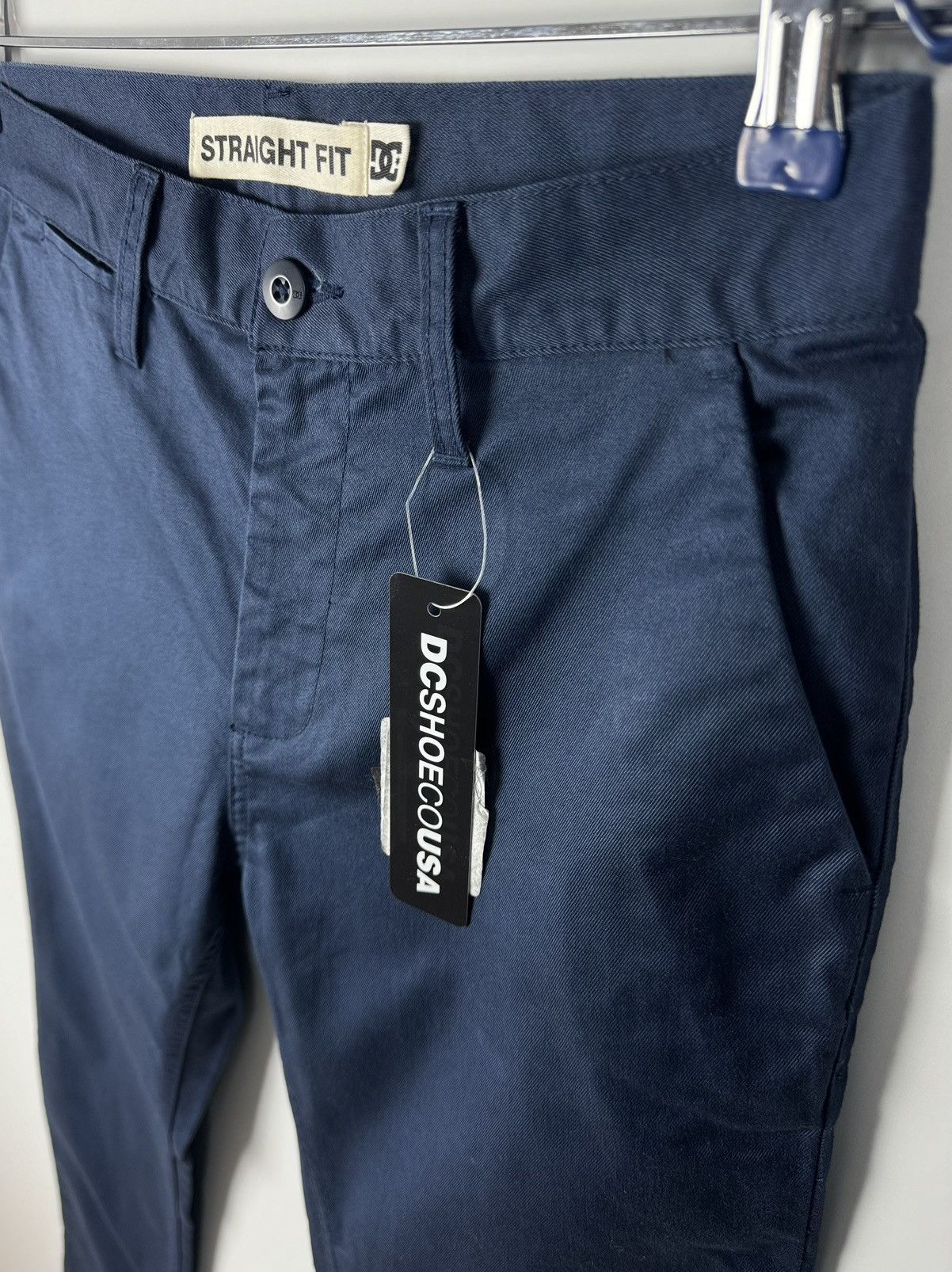 DC Essential DC Shoes Co Straight Fit Navy Chino Pants Size US 30 / EU 46 - 3 Thumbnail