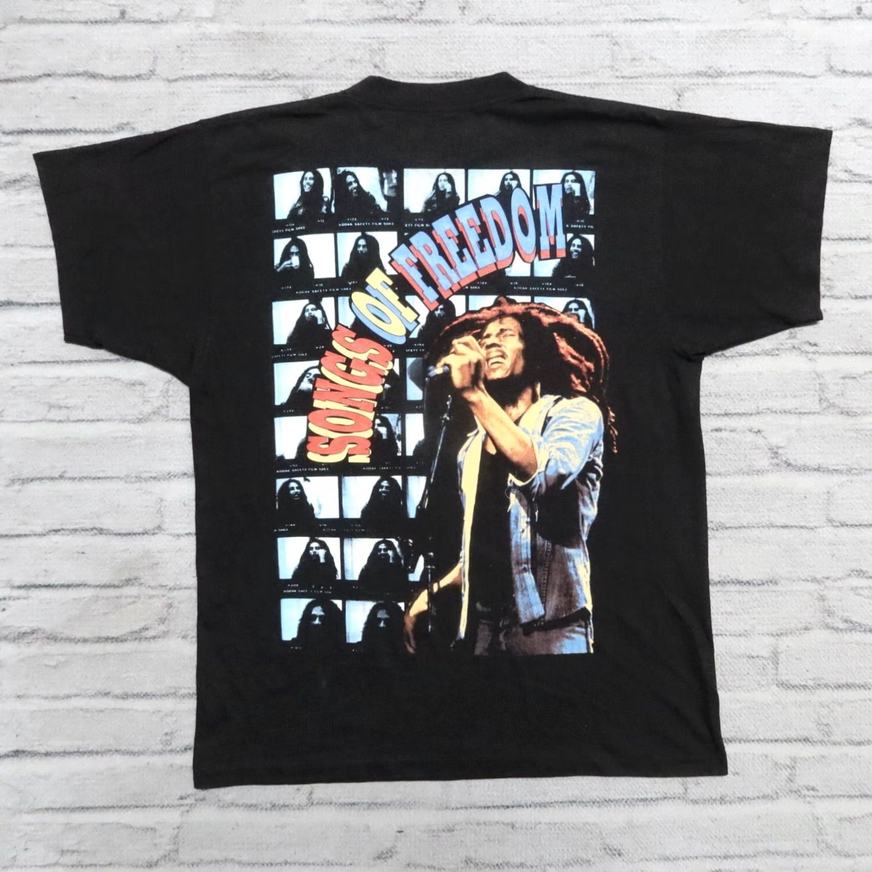 Vintage VINTAGE Bob Marley King of Reggae Rap Tee Shirt Songs of Freedom Single Stitch Shirt Adult L Black Mens Size US L / EU 52-54 / 3 - 2 Thumbnail