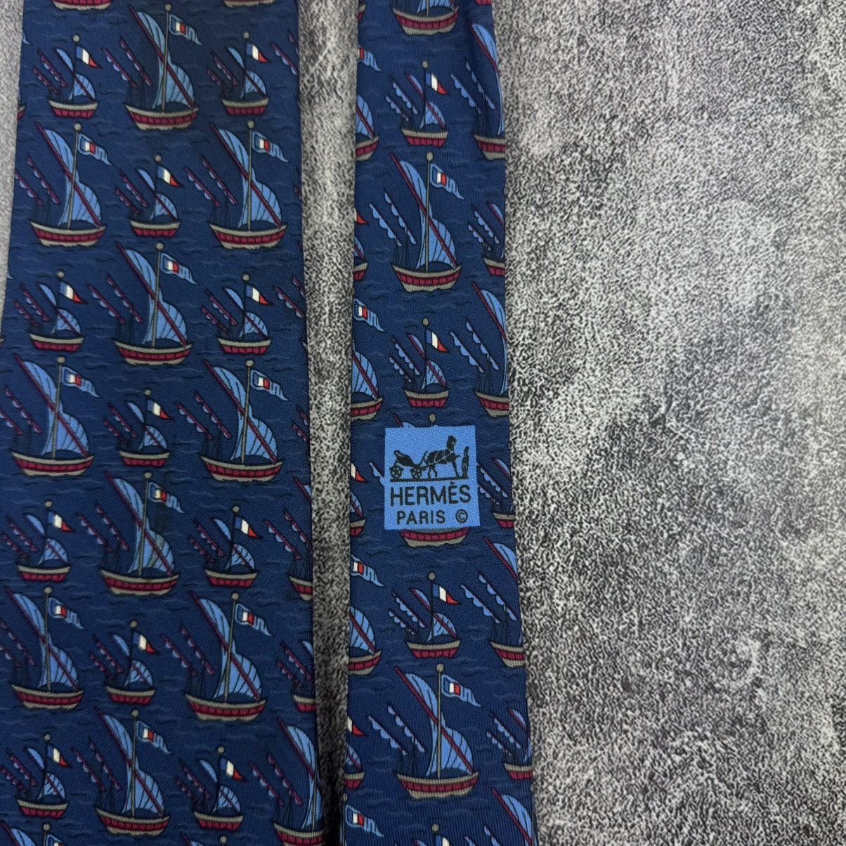 Hermes Hermès Navy Blue Silk Tie / Vintage Tall Ships Pattern Size ONE SIZE - 2 Thumbnail