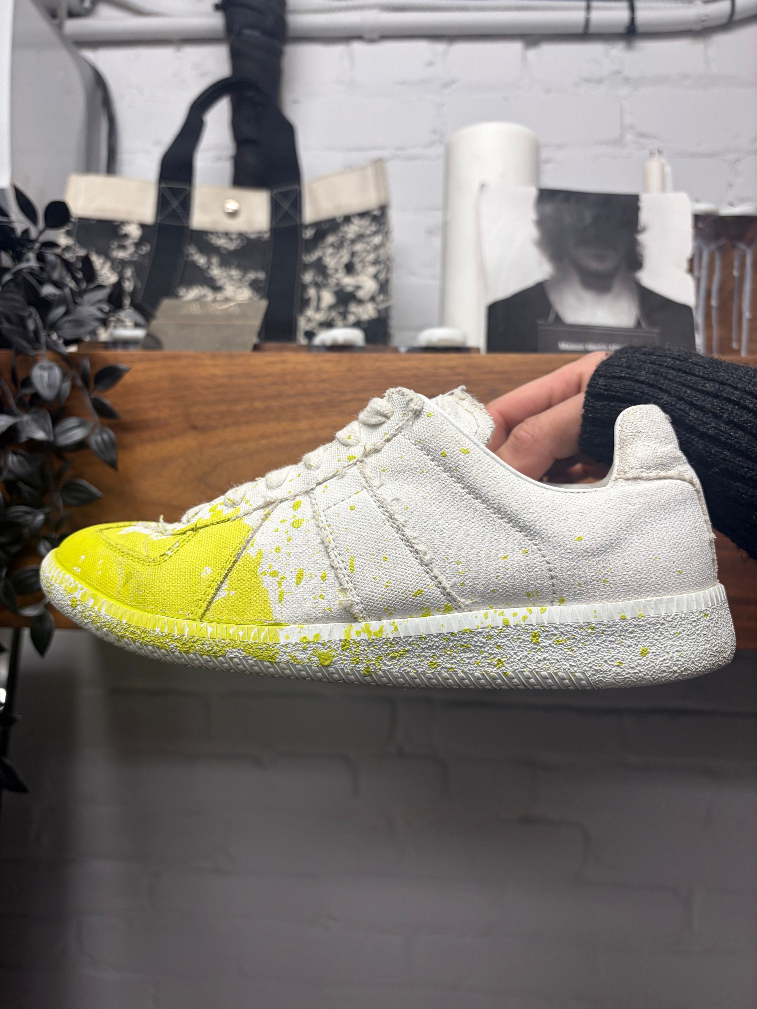 Maison Margiela Maison Margiela ‘G.A.T.’ White Canvas Paint Splatter Low Top Sneakers Size US 6.5 / IT 36.5 - 3 Thumbnail