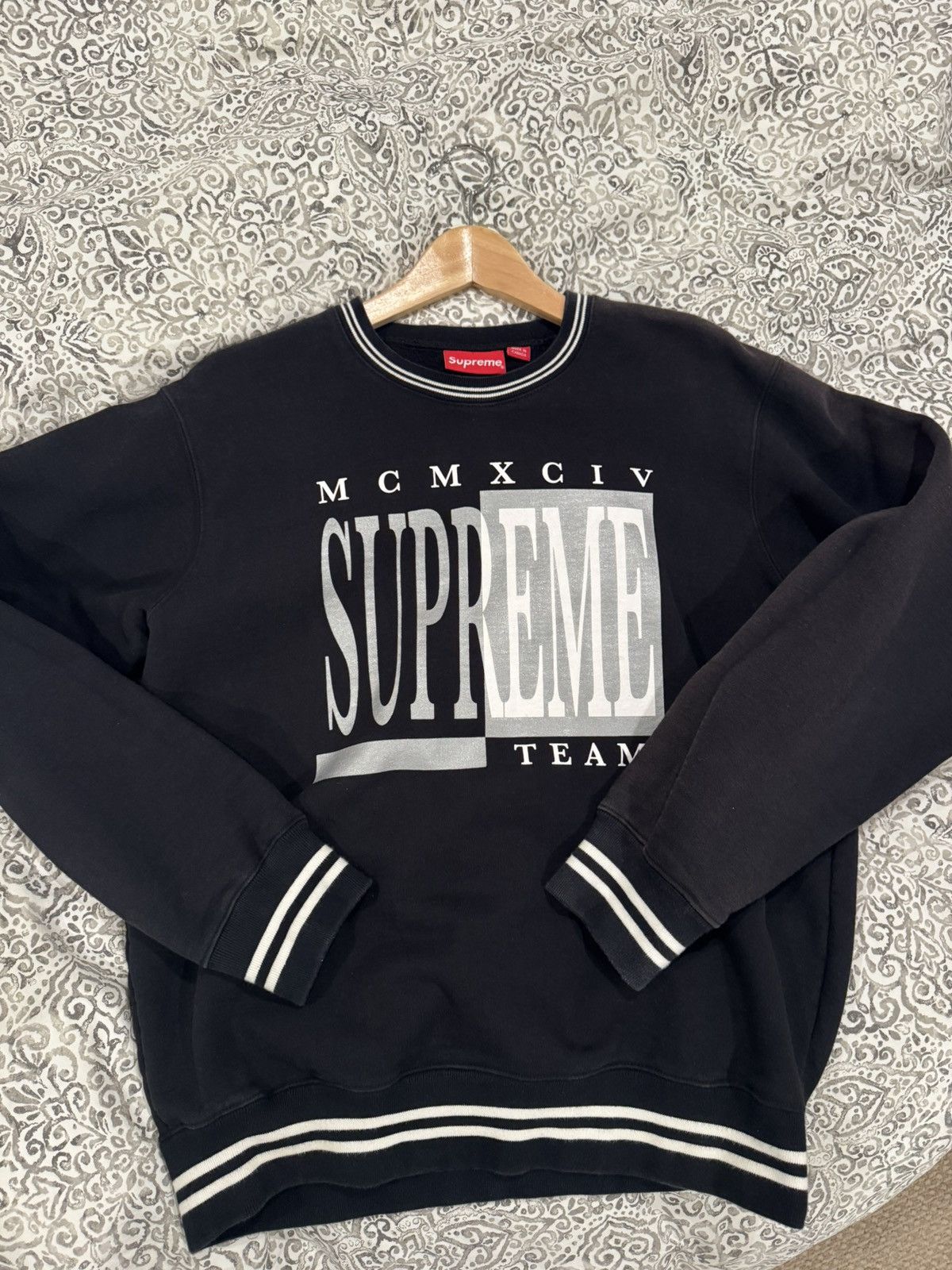 Supreme Supreme Team MCMXCIV Crewneck Size US M / EU 48-50 / 2 - 1 Thumbnail