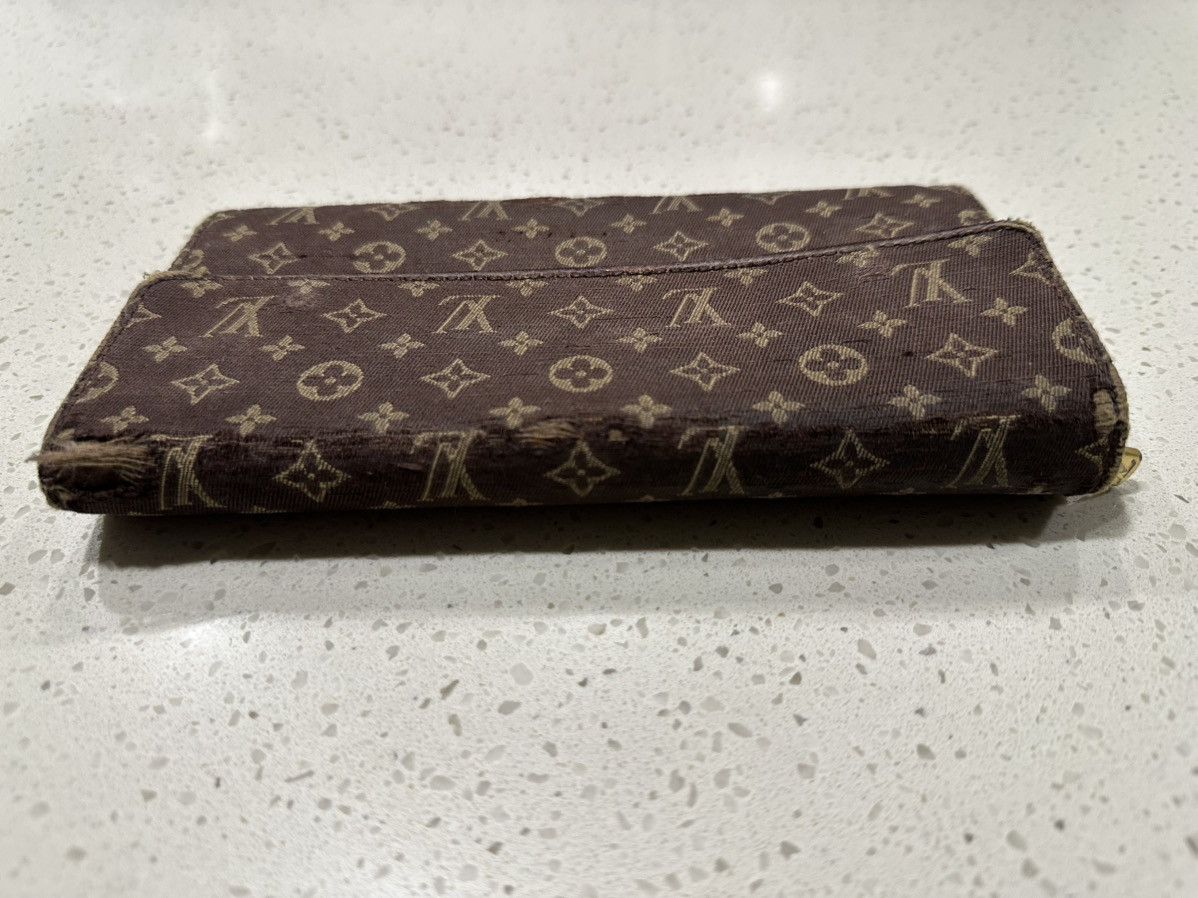 Louis Vuitton LOUISVUITTON SARAH MINILIN MONOGRAM CANVASBIFOLD LONG WALLET Size ONE SIZE - 12 Thumbnail