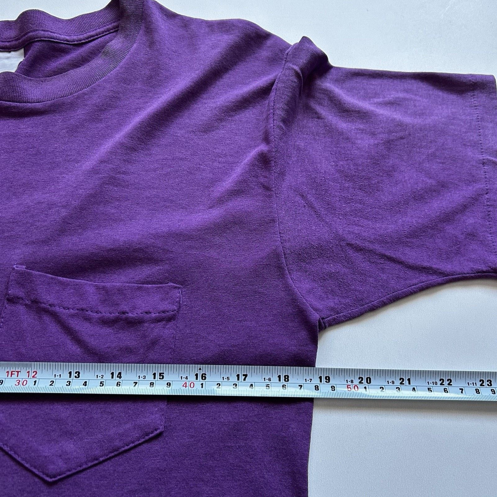 Vintage Vintage 90s Faded Purple Blank Pocket T Shirt Medium Rare Size US M / EU 48-50 / 2 - 4 Thumbnail