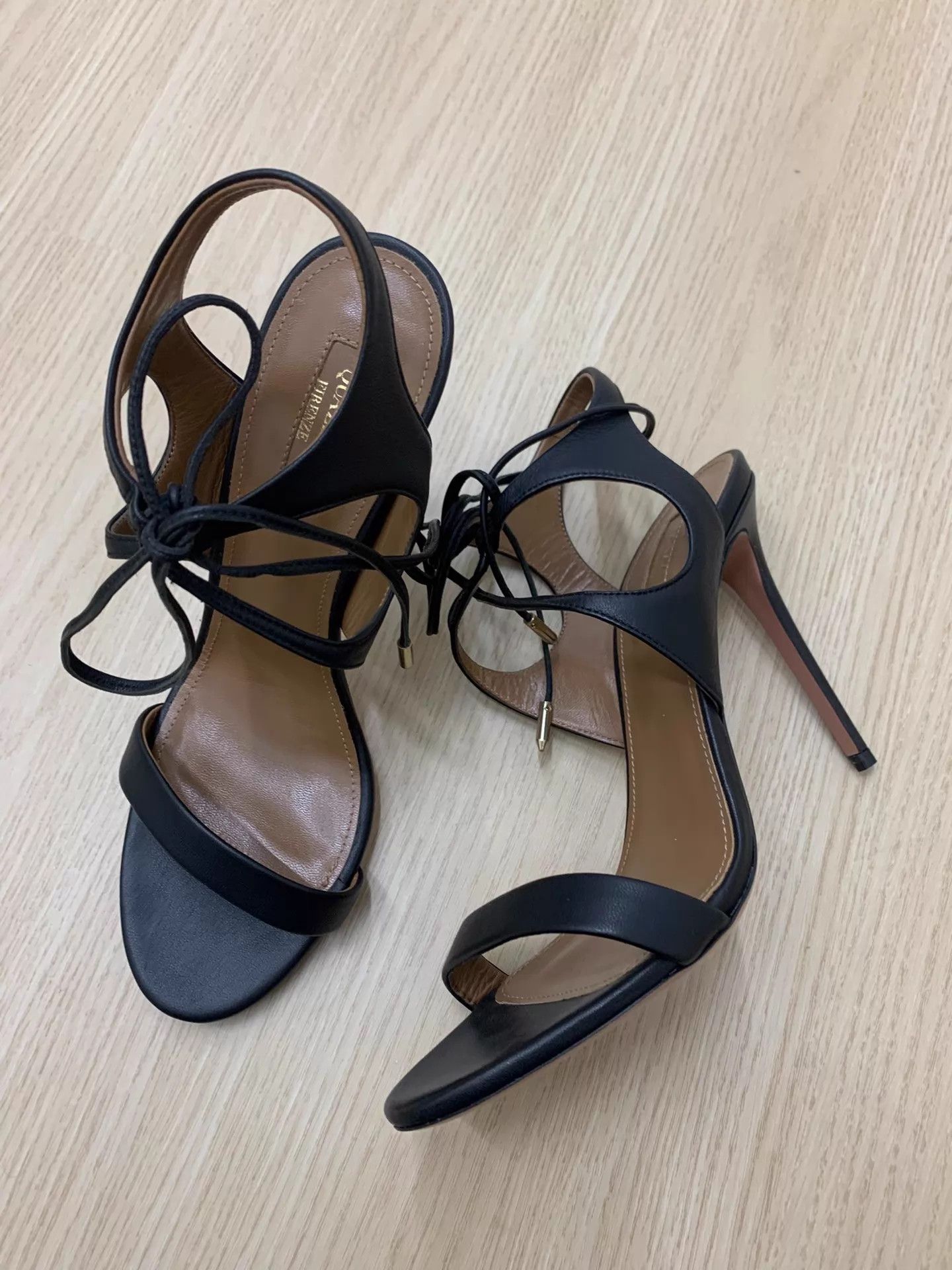 Aquazzura Aquazzura Gold Pineapple Black Strap Heels 38.5 Unused Size US 8 / IT 38 - 2 Thumbnail