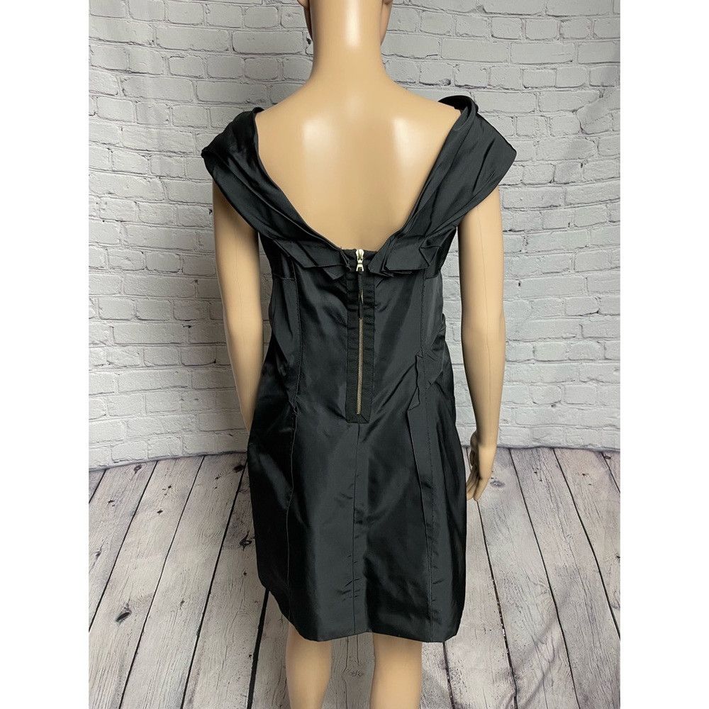 Marc Jacobs Marc Jacobs Off-Shoulder Gathered Mini Silk Black Dress wit Size M / US 6-8 / IT 42-44 - 4 Thumbnail