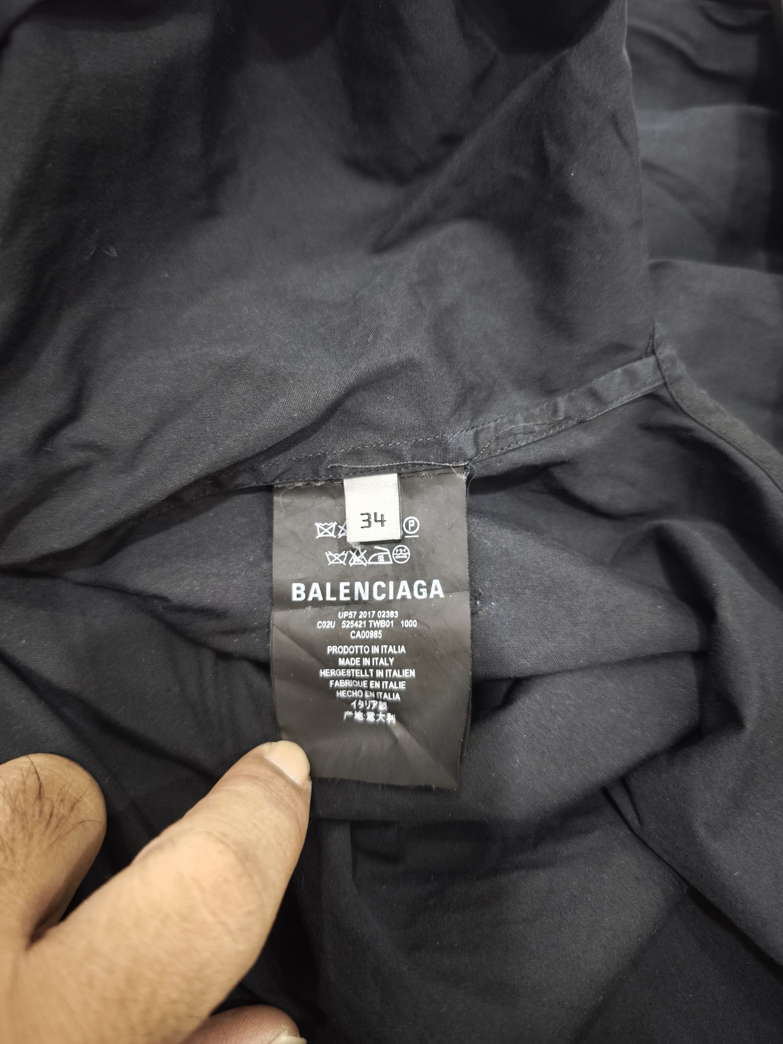Balenciaga Balenciaga Open Collar Shirt Size US L / EU 52-54 / 3 - 10 Thumbnail