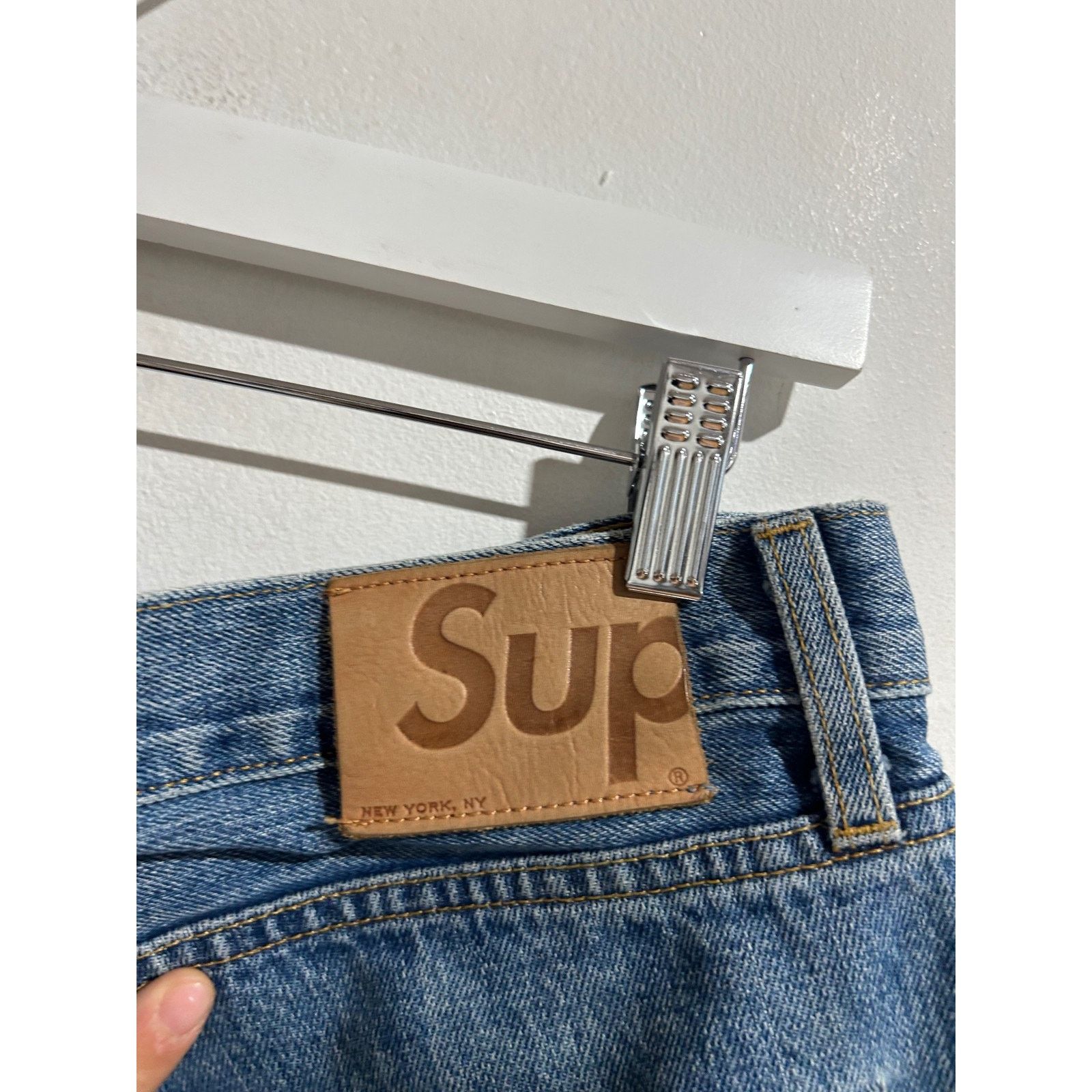 Supreme SUPREME REGULAR WASH SLIM JEAN SIZE 34 PREOWNED Size US 34 / EU 50 - 4 Thumbnail