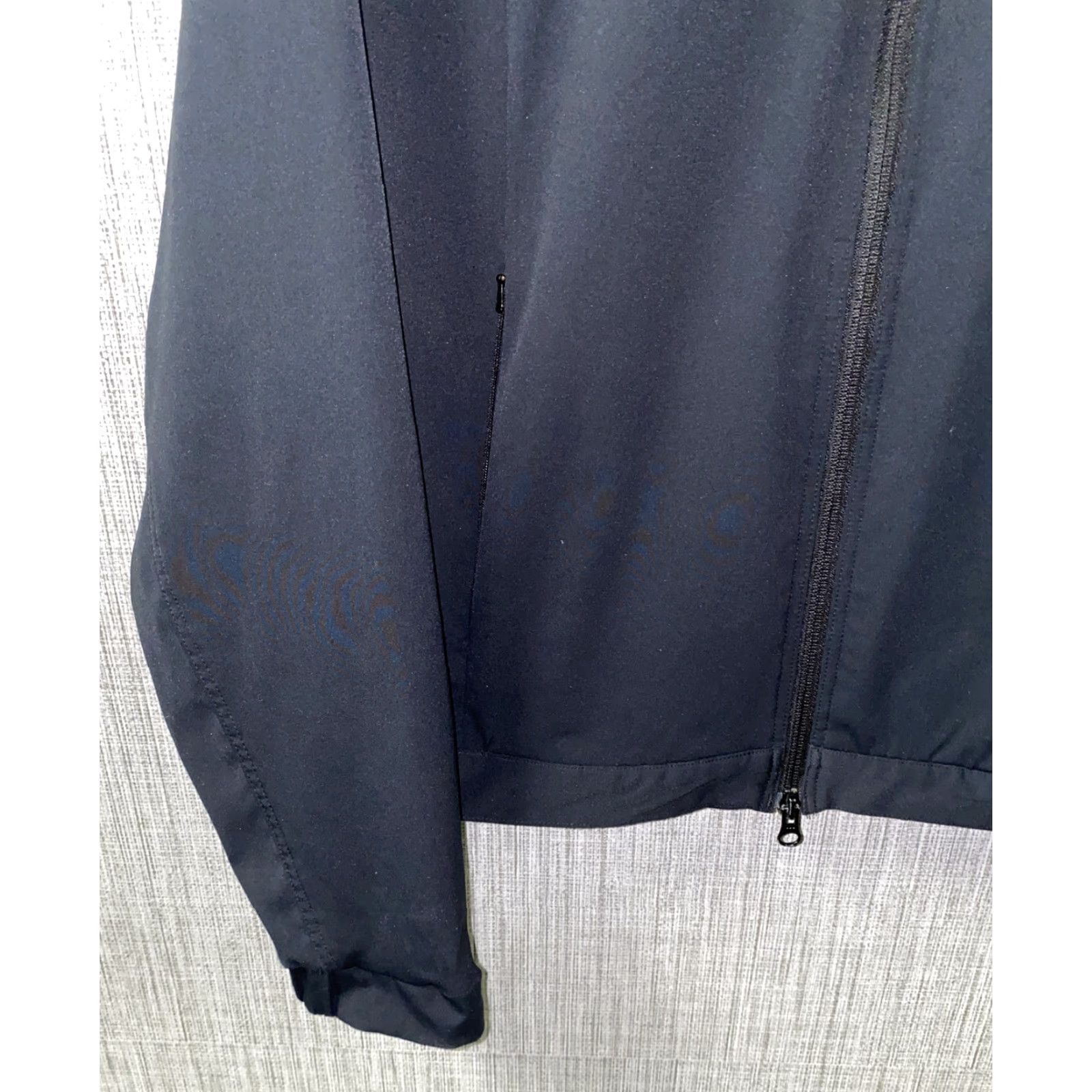 Sierra Designs Sierra Designs Men Black Polyester Full Zip Jacket Size L 22 In Armpit Regular Zip Full Zip Jacket Features Casual Solid Outer Shell PAr ments? Size US L / EU 52-54 / 3 - 4 Thumbnail