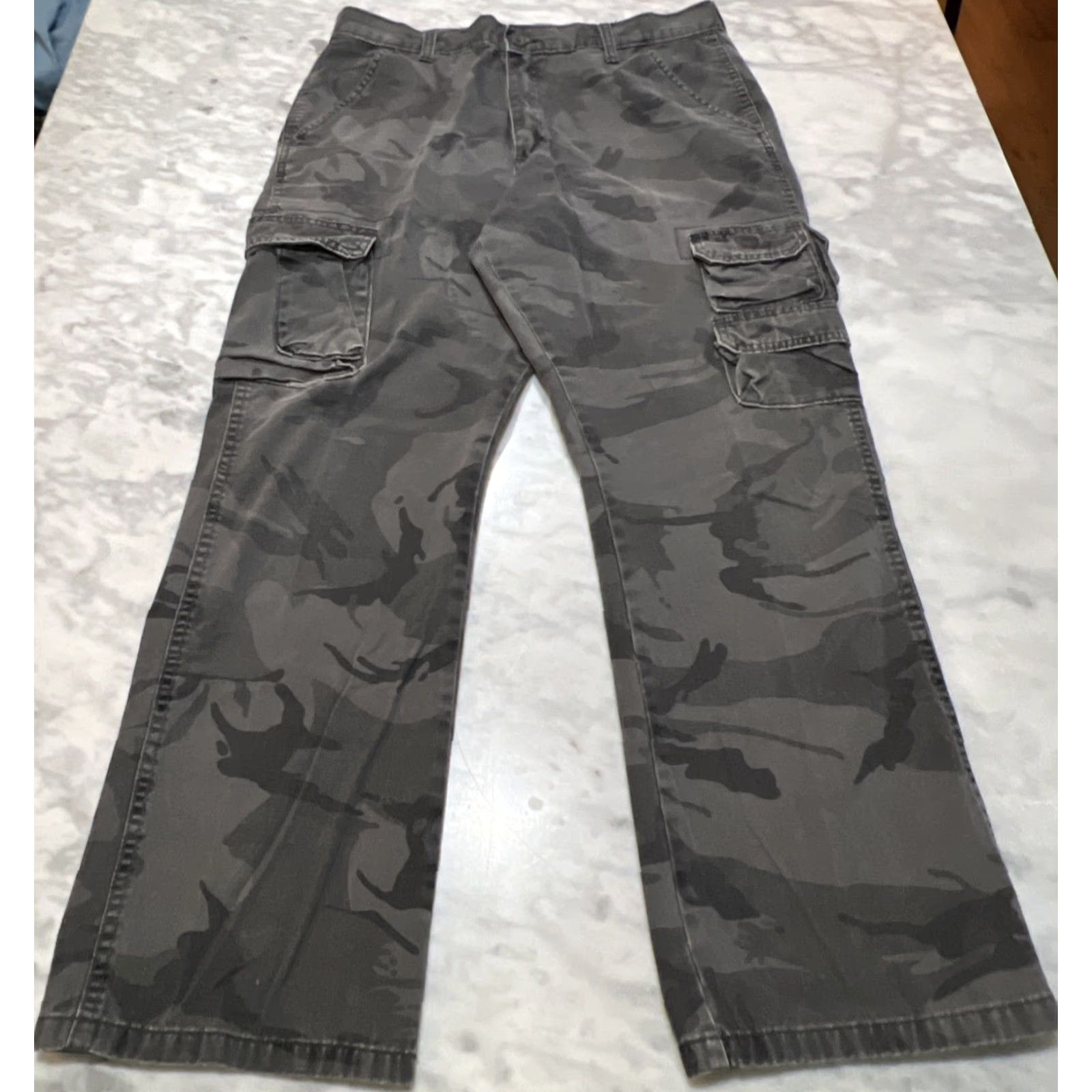 Wrangler Wrangler Jeans Cargo Camo 36x32 Faded Gray 70BRWGL Cotton Hunting Men Size US 36 / EU 52 - 2 Thumbnail