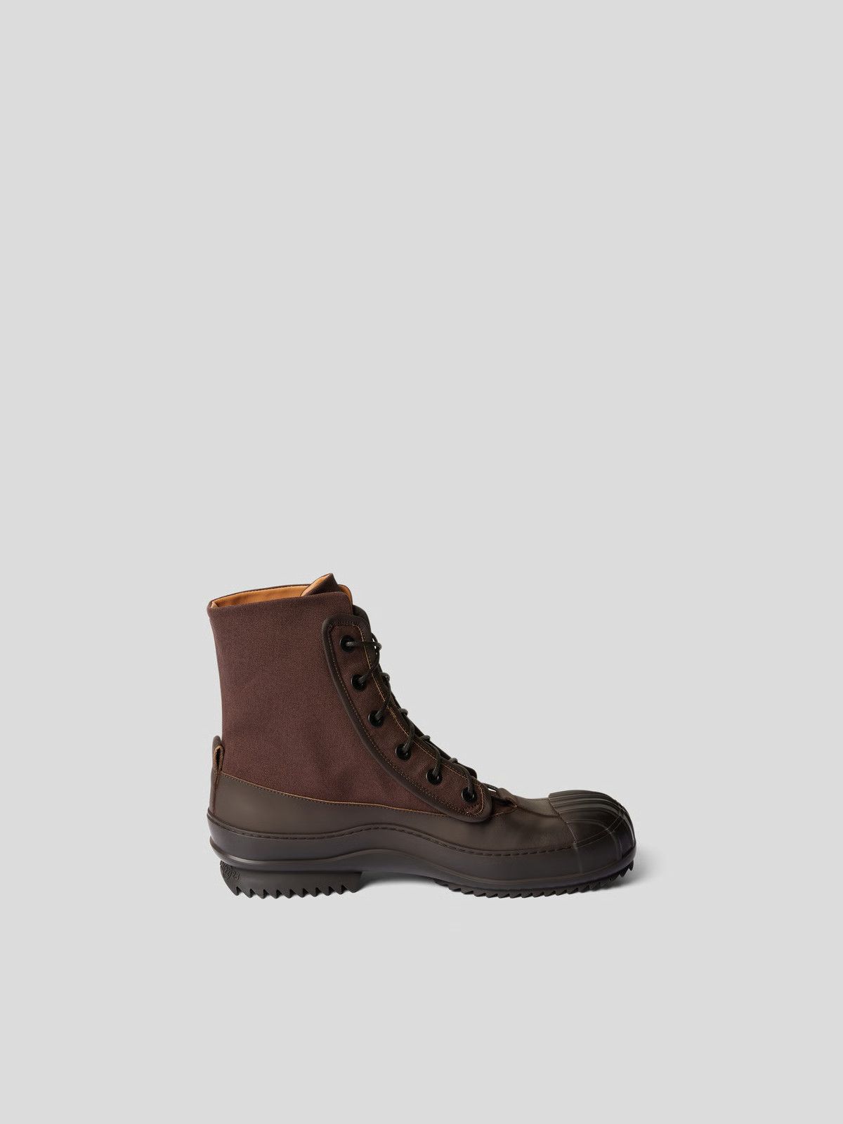 Maison Margiela o1y1124 Leather Lace-Up Boots In Dark Brown & Black Size US 11 / EU 44 - 1 Thumbnail