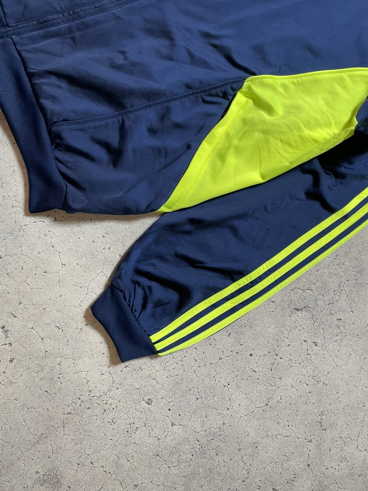 Adidas New Vintage Track Jacket Full Zip Adidas FC Ajax Amsterdam Size US L / EU 52-54 / 3 - 4 Thumbnail
