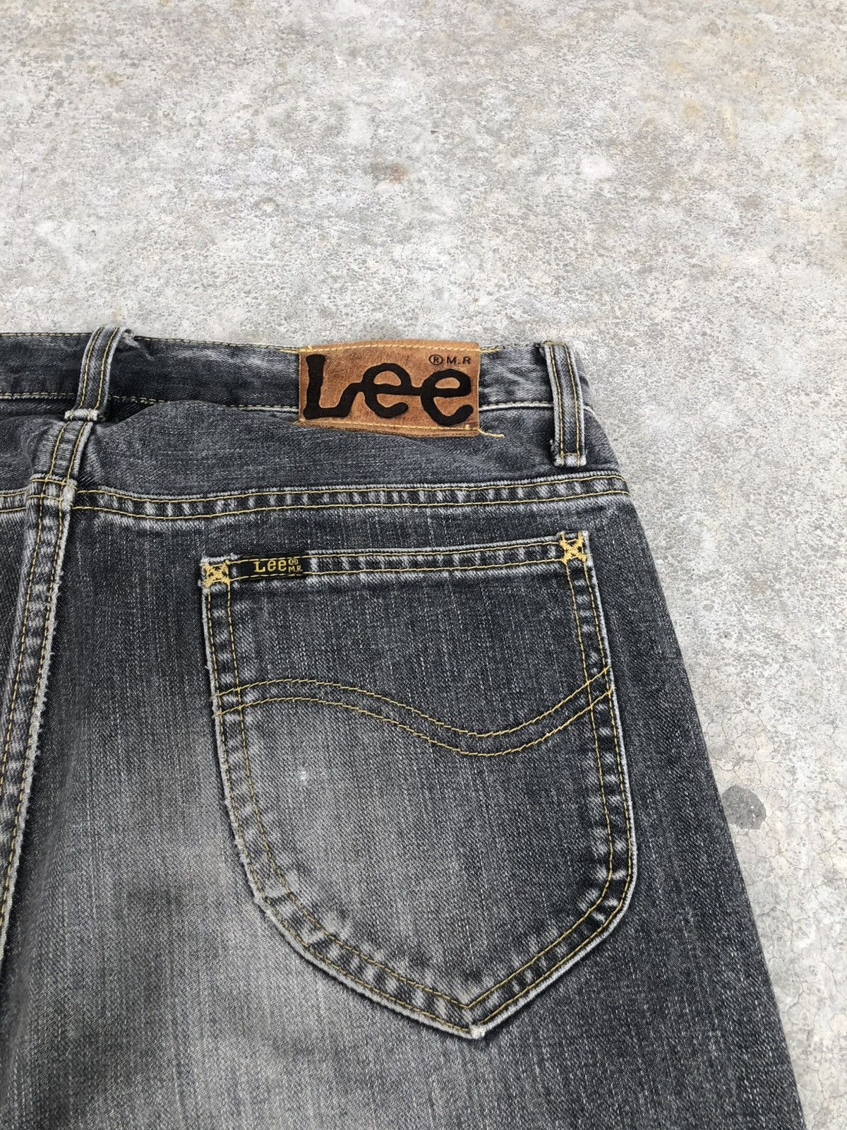 If Six Was Nine Lee Flared Jeans Bootcut Distressed Jeans Size US 33 - 16 Thumbnail