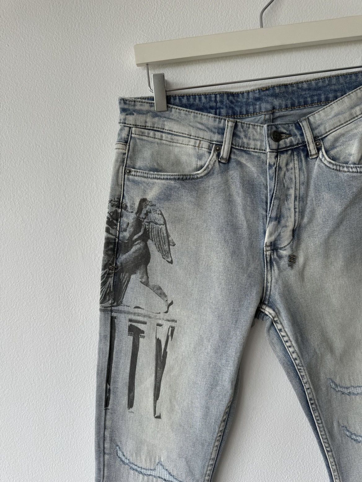 Ksubi Ksubi van winkle unity angel print Size US 40 / EU 56 - 4 Thumbnail