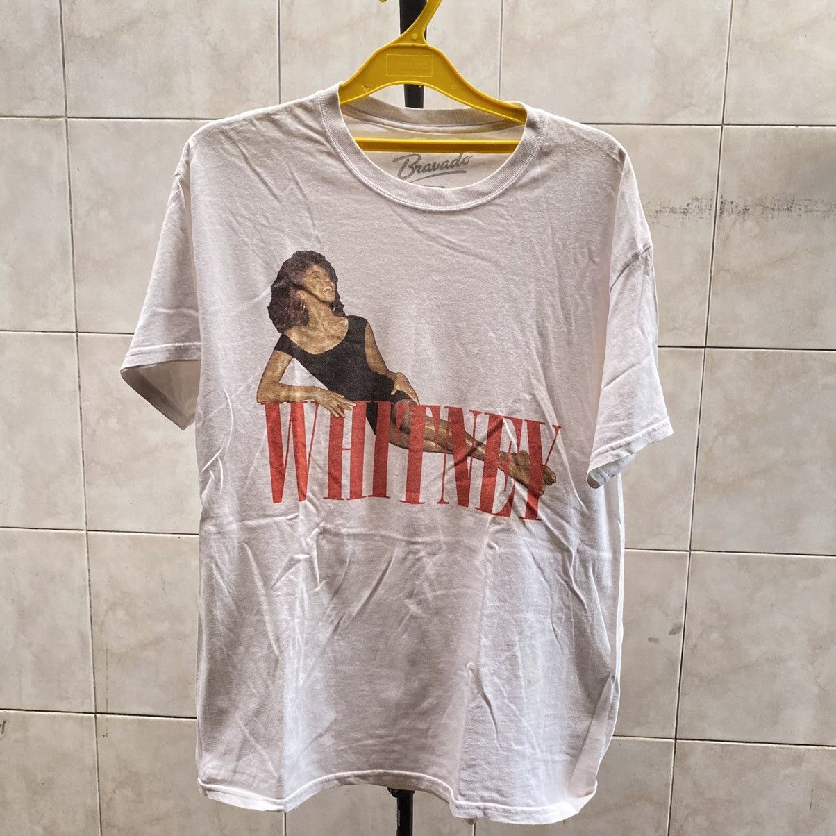 Bravado Whitney Houston Tshirt Size US L / EU 52-54 / 3 - 1 Thumbnail