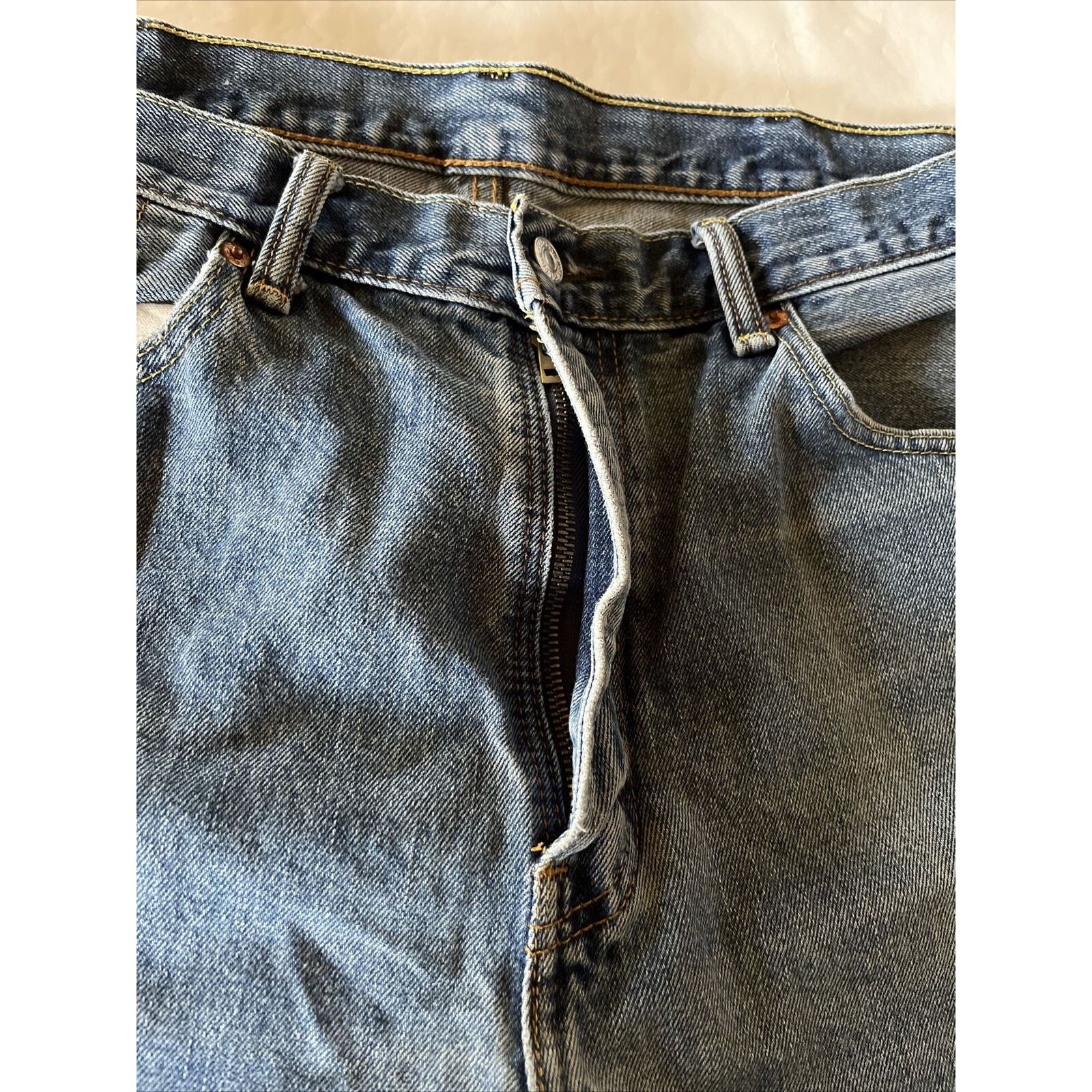 Levi's Levis 505 Jeans Mens 38x32 Denim 100% Cotton Blue Y2k EUC Size US 38 / EU 54 - 10 Thumbnail