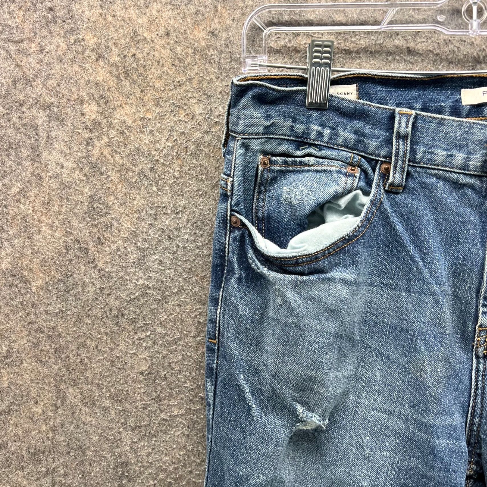 Zara Zara Jeans Mens 31x32 Blue Denim Distressed Skinny Light Wash 5-Pocket Casual Vintage: No Mens Size US 31 - 6 Thumbnail