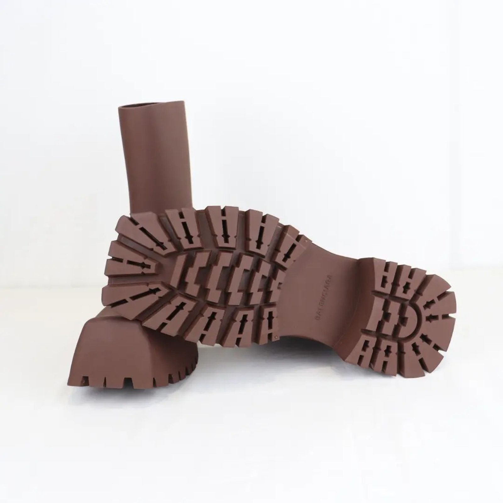 Balenciaga o1rshd1 Trooper Rubber Boots in Coffee Brown Size US 10 / EU 43 - 16 Thumbnail