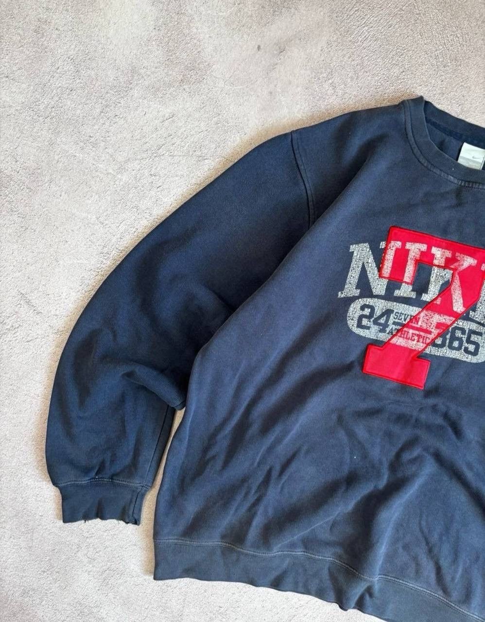 Nike × Vintage Vintage Nike Distressed y2k faded Sweatshirt Size US L / EU 52-54 / 3 - 3 Thumbnail