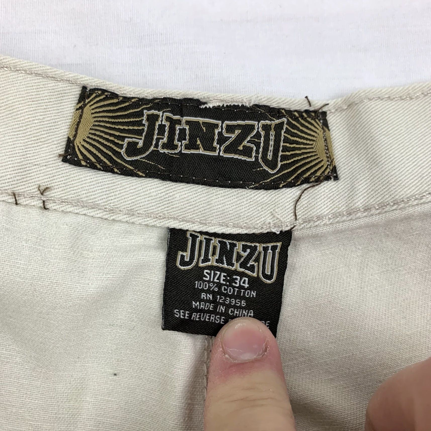 Vintage VINTAGE Jinzu Cargo Shorts Adult 34 Khakis Grunge Y2K Skater Urbanwear Street Baggy Beige 34 Men Cargo Grunge Y2K Skater Vintage Jinzu Mens Size US 34 / EU 50 - 4 Thumbnail