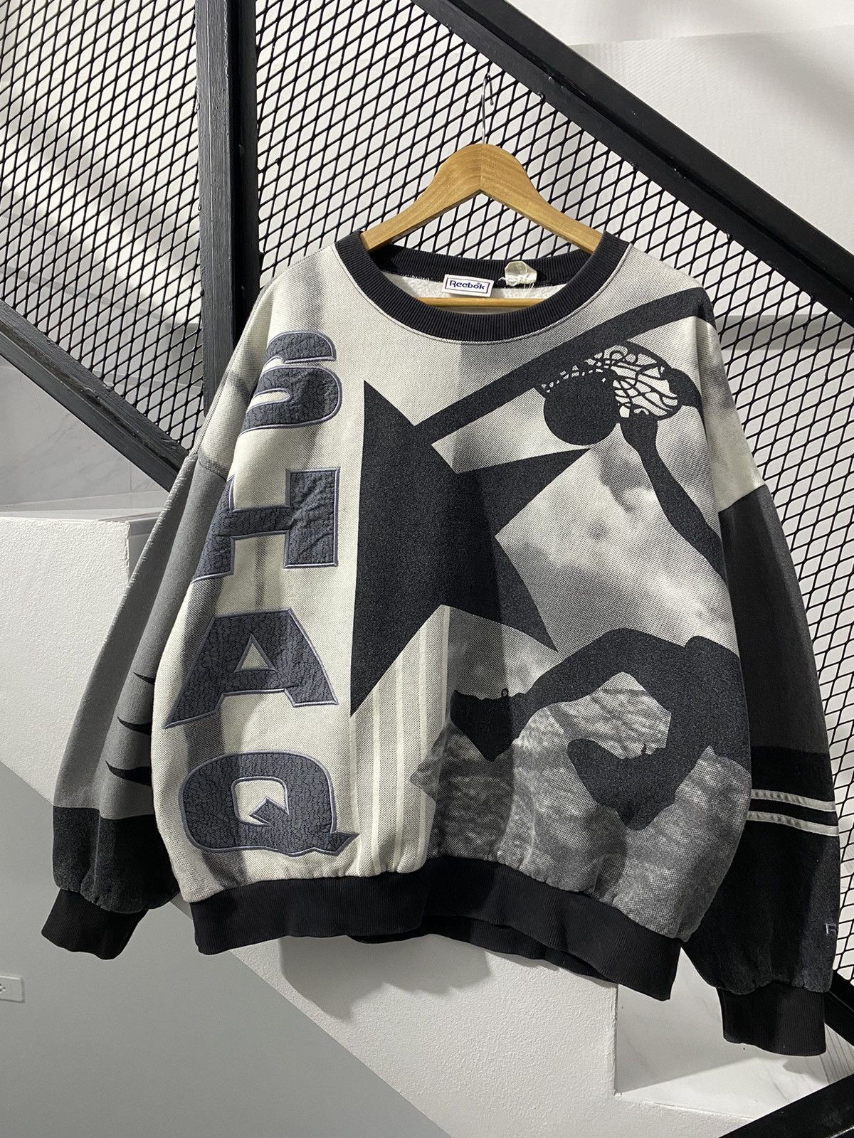 image of L A Lakers x Reebok Ovp Shaquille O'neal No.32 Vintage in Black/Grey, Men's (Size Large)