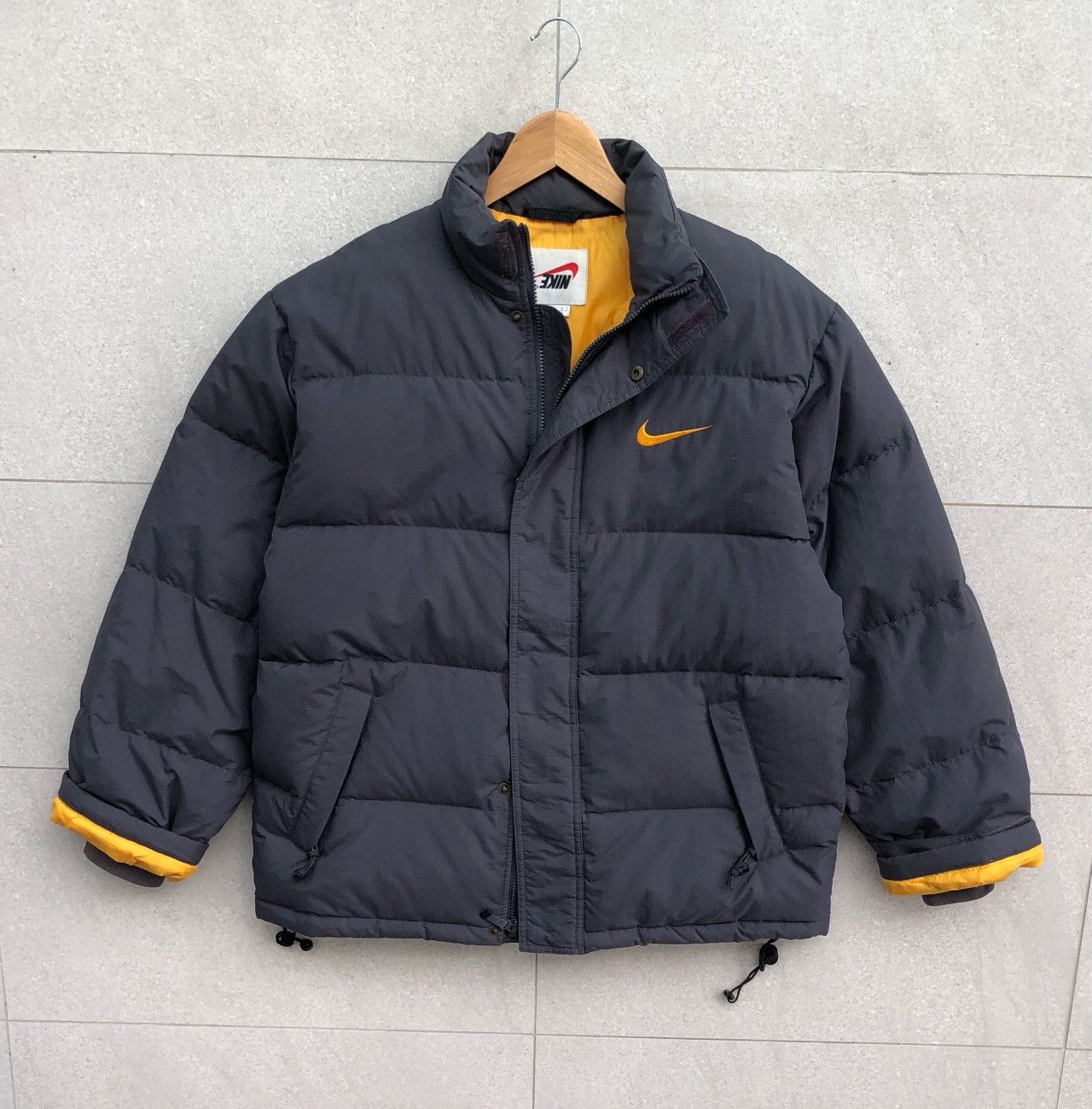 Nike Vintage 90s Nike White Tag Down Puffer Jacket Size US L / EU 52-54 / 3 - 1 Thumbnail