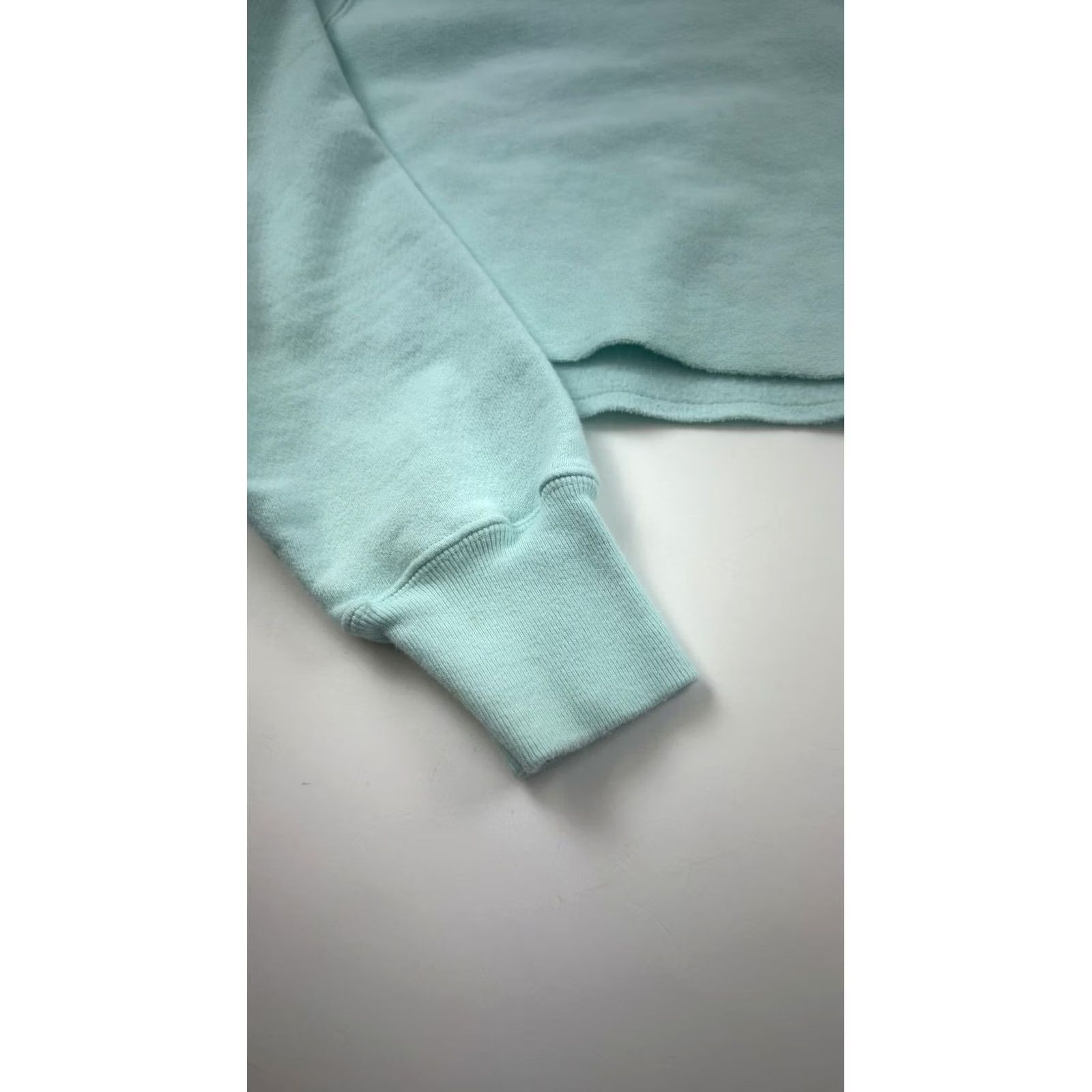 Champion Champion Reverse Weave Sweatshirt Womens Medium Crewneck Crop Pullover Size M / US 6-8 / IT 42-44 - 3 Thumbnail